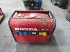 Honda EM4500 Petrol Dual Voltage Long Tank Generator