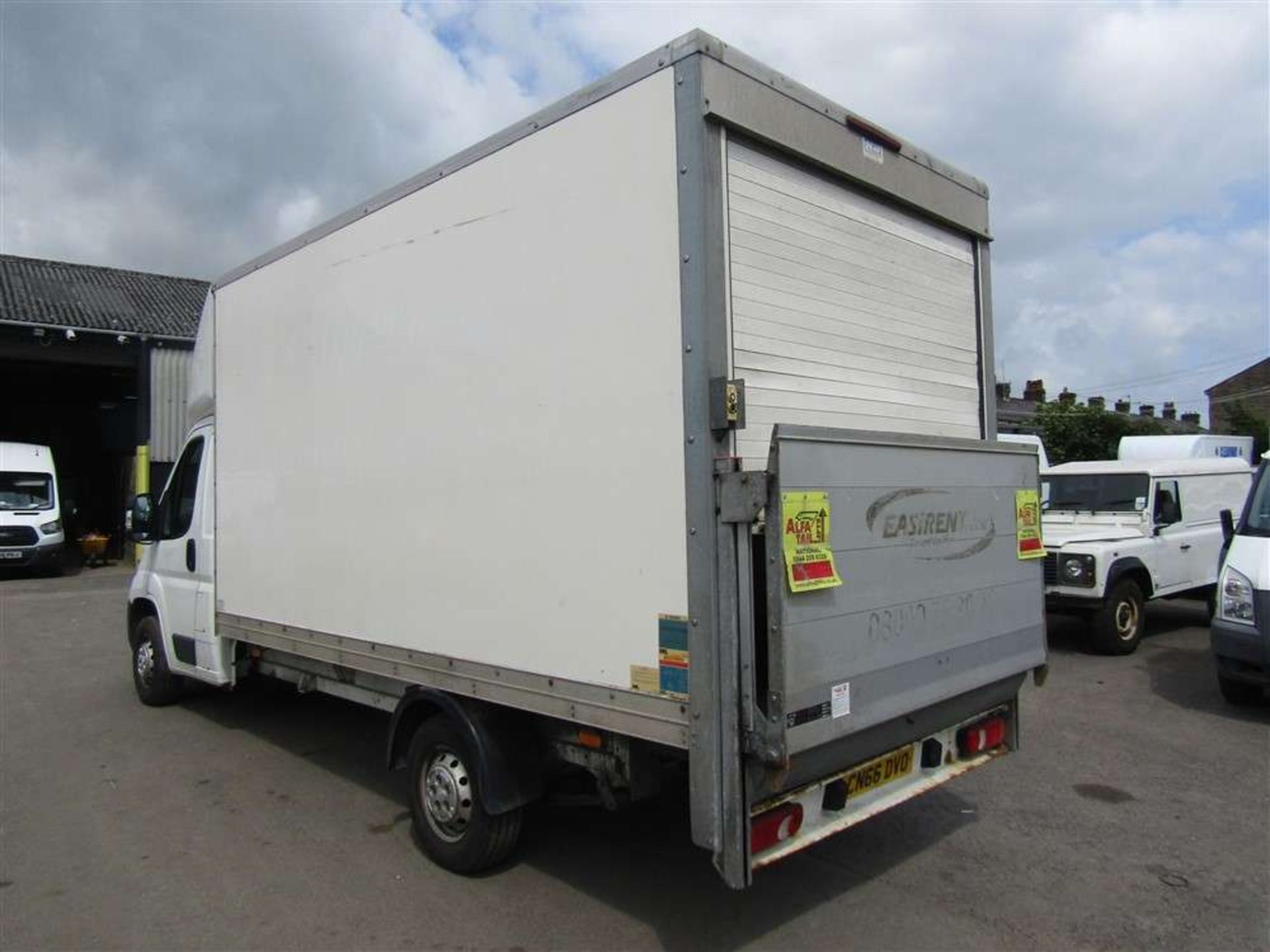 2017 66 reg Citroen Relay 35 L3 Blue HDI Tail Lift Luton - Image 3 of 7