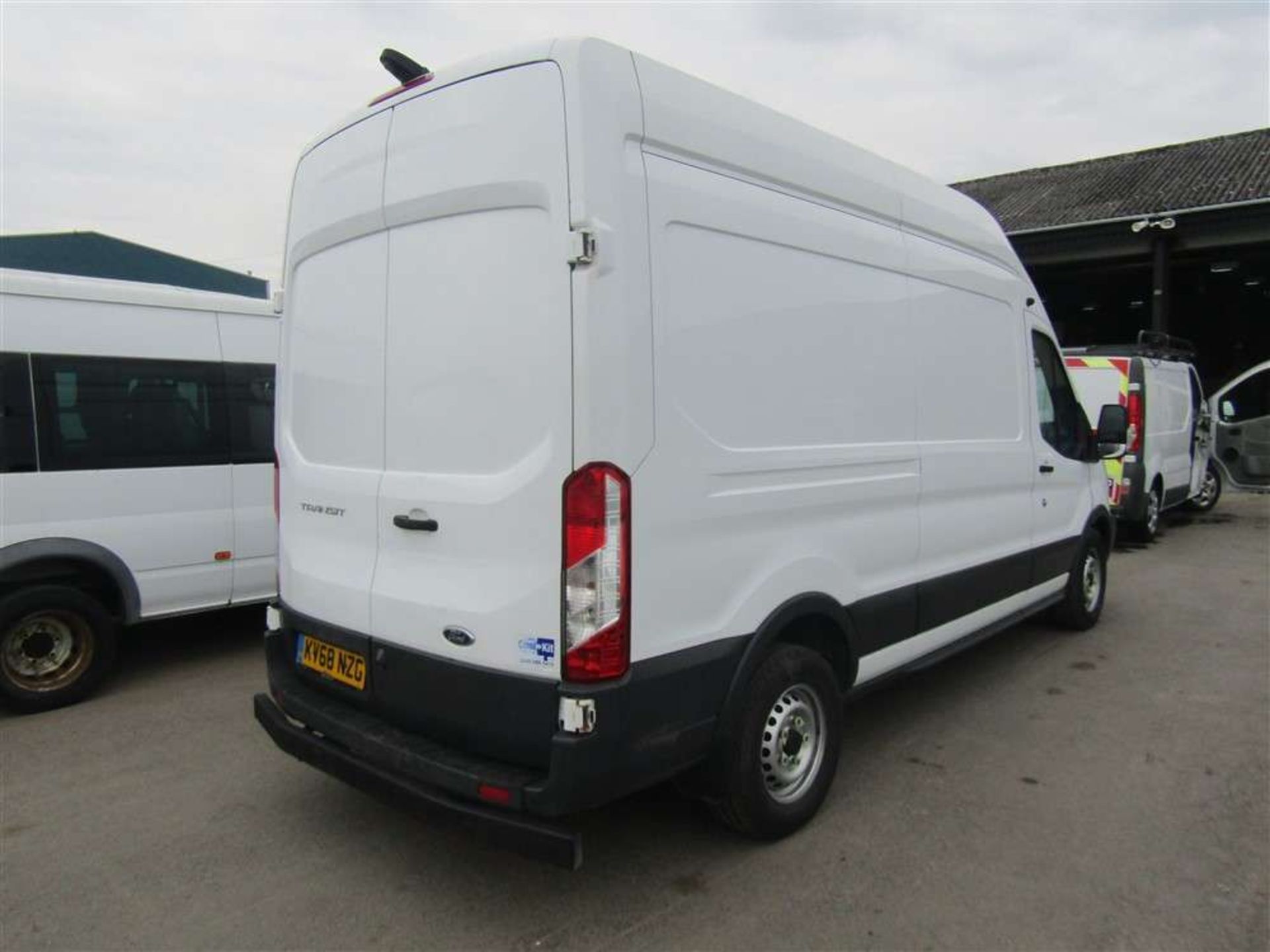 2018 68 reg Ford Transit 350 L3 H3 (Power Steering Issues) - Image 4 of 7