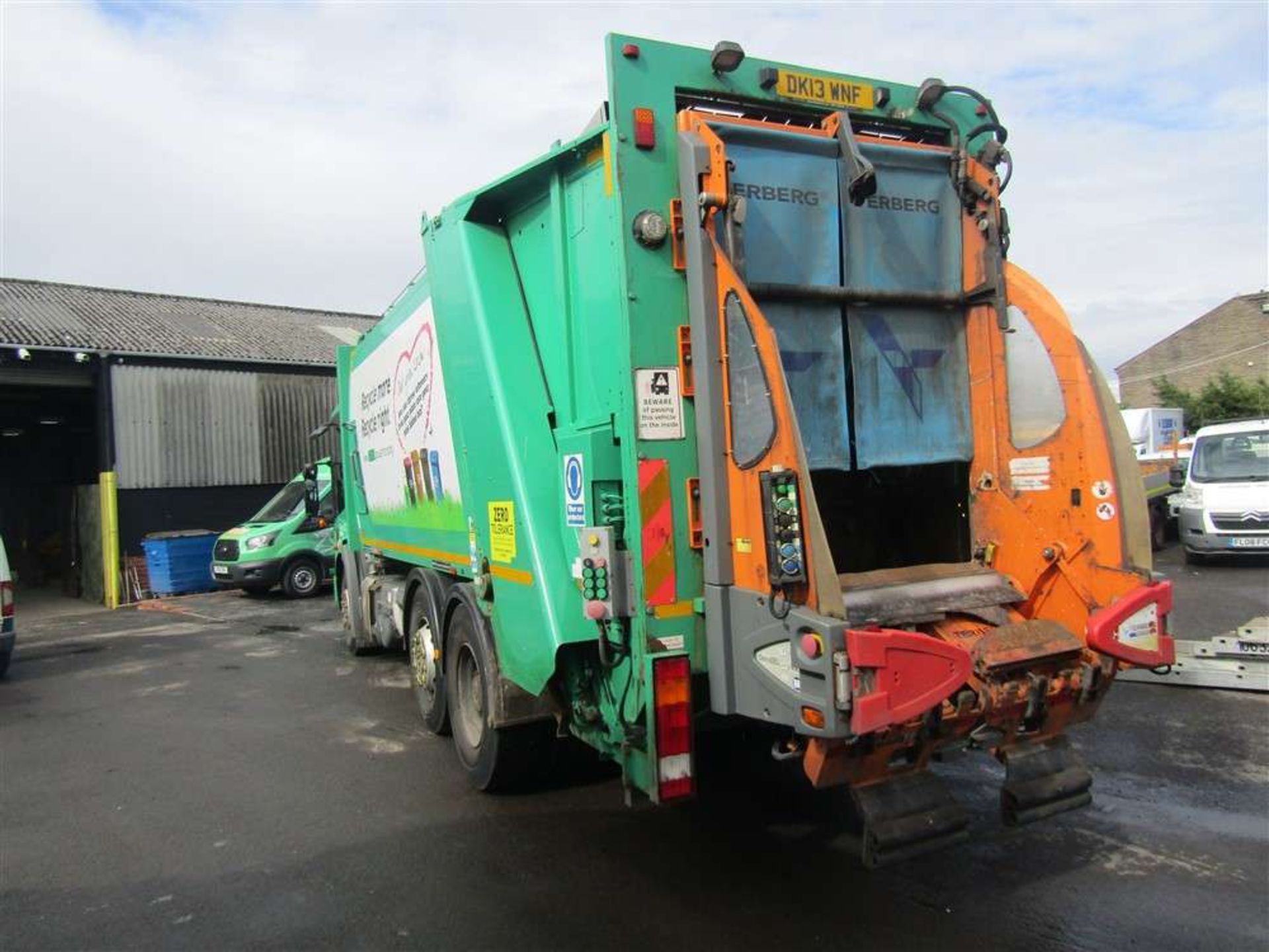 2013 13 reg Mercedes Econic 2629 Refuse Wagon (Direct Council) - Image 3 of 6