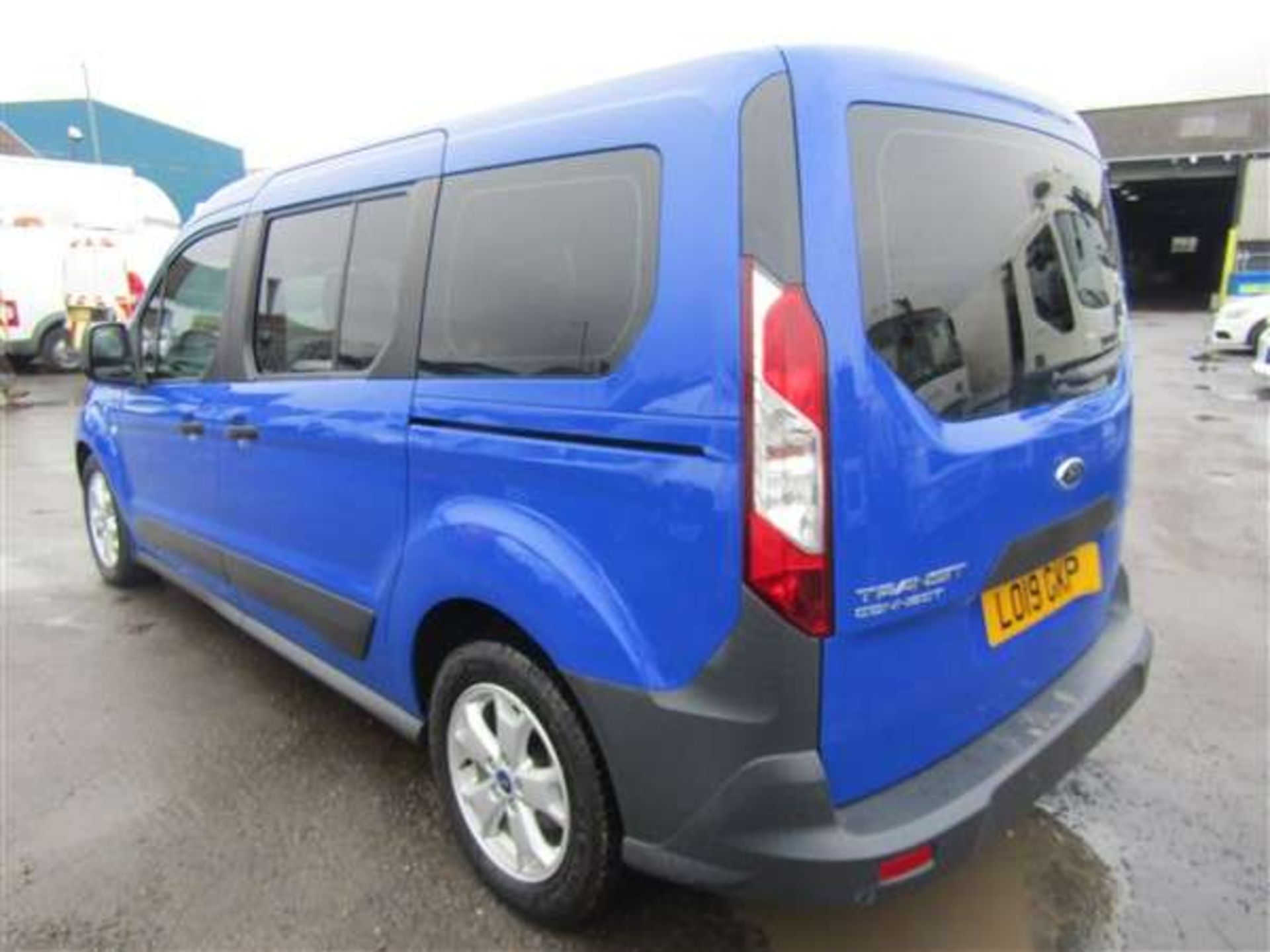 2019 19 reg Ford Transit Connect Estate - Image 3 of 8