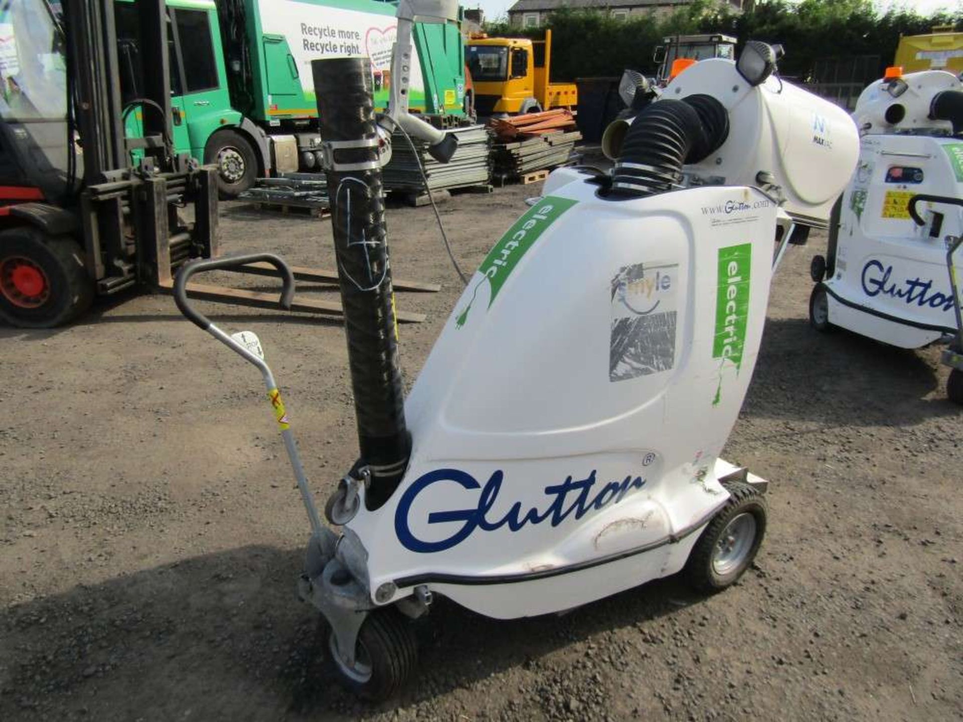 Glutton Vac (Direct Council)