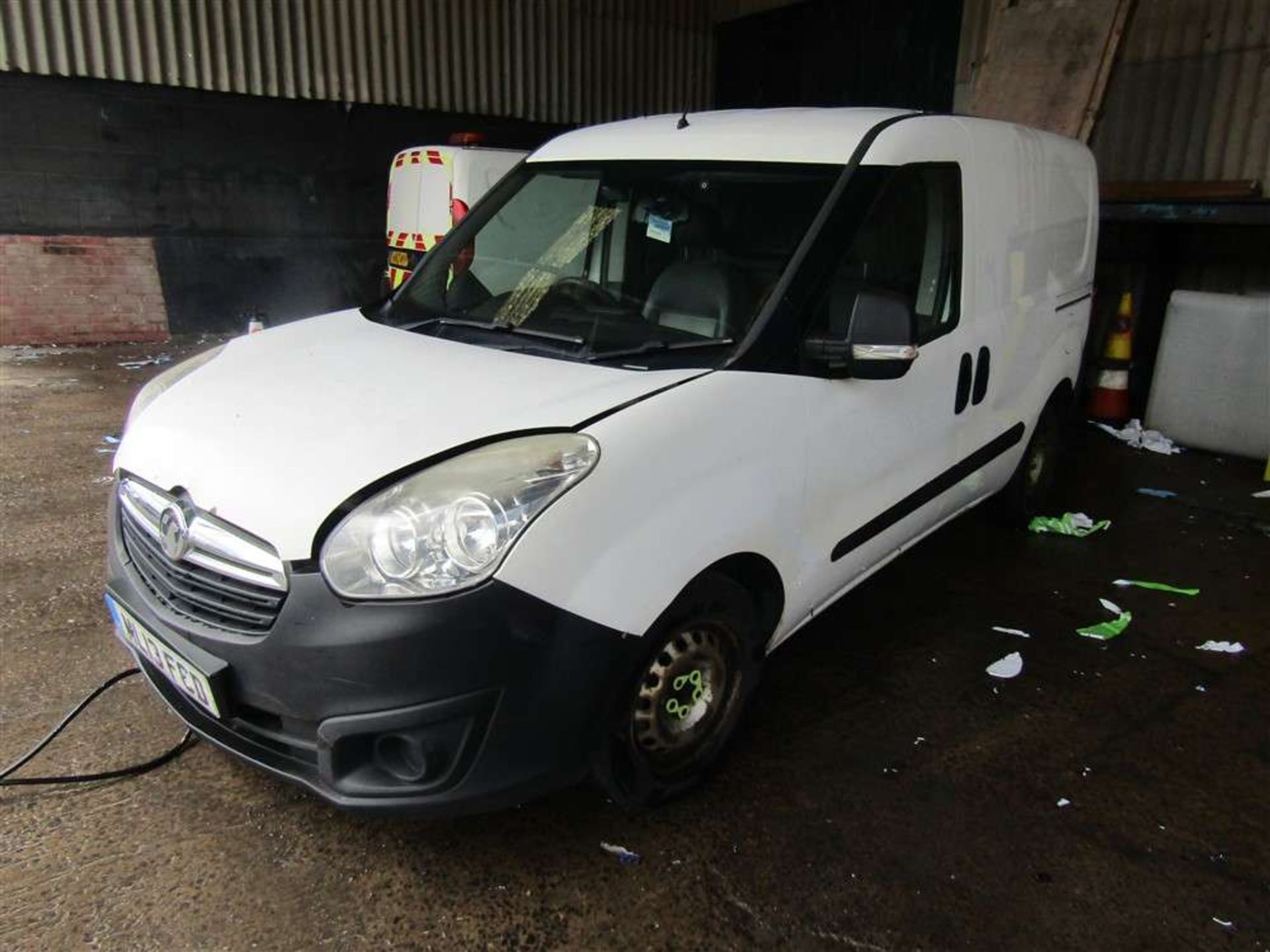 2013 13 reg Vauxhall Combo 2000 CDTI (Acc Damaged - Non Runner) (Direct Electricity NW) - Image 2 of 6