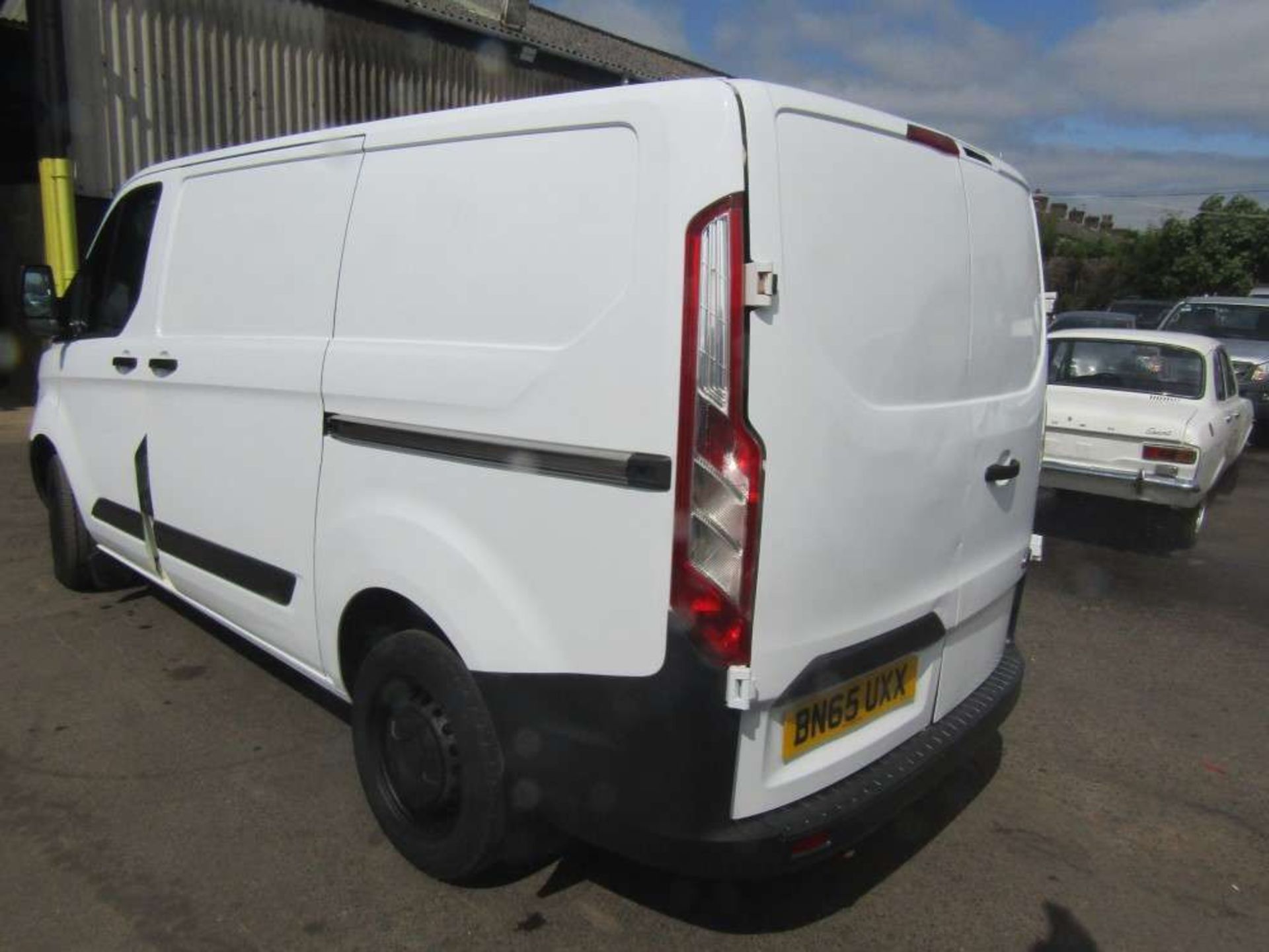 2015 65 reg Ford Transit Custom 270 Eco-Tech - Image 3 of 7