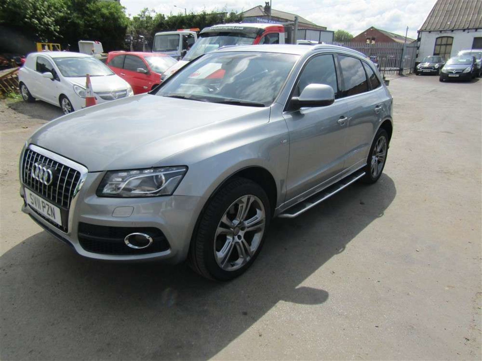 2011 11 reg Audi Q5 S-Line SP ED TDI Quat A - Image 2 of 8