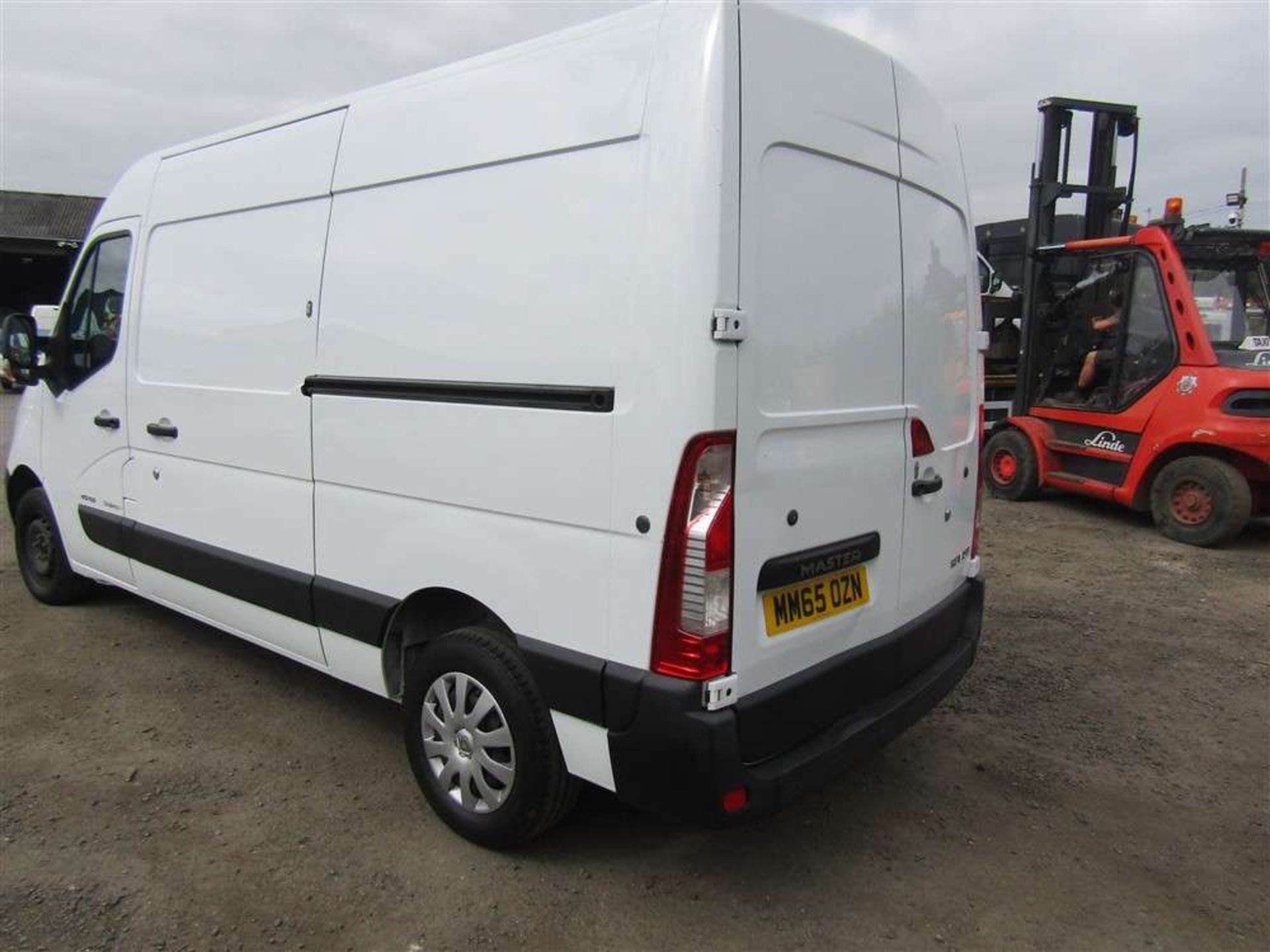 2015 65 Reg Renault Master MM35 MWB Business + Energy DCI - Image 3 of 7