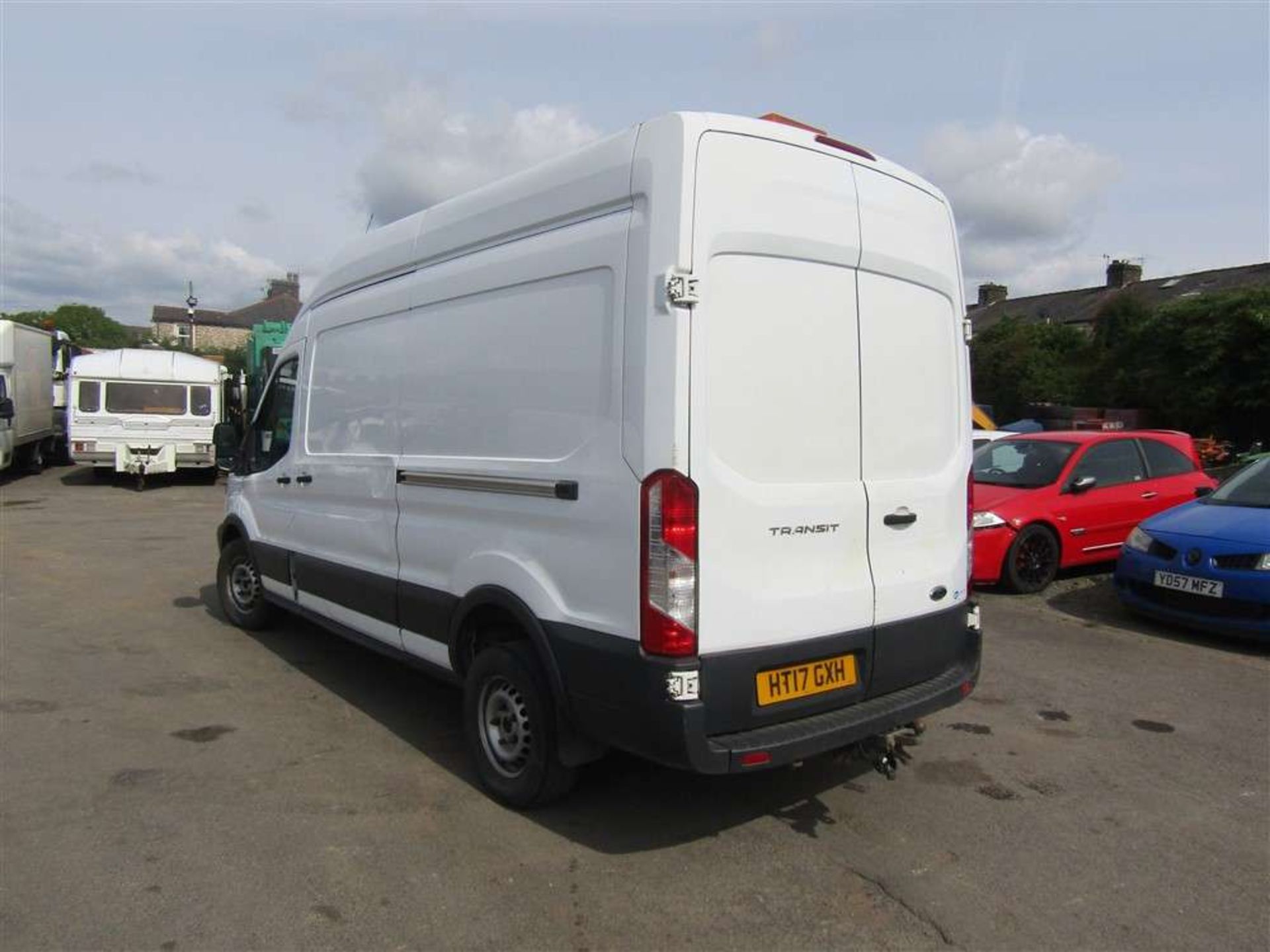 2017 17 reg Ford Transit 350 Panel Van - Image 3 of 7