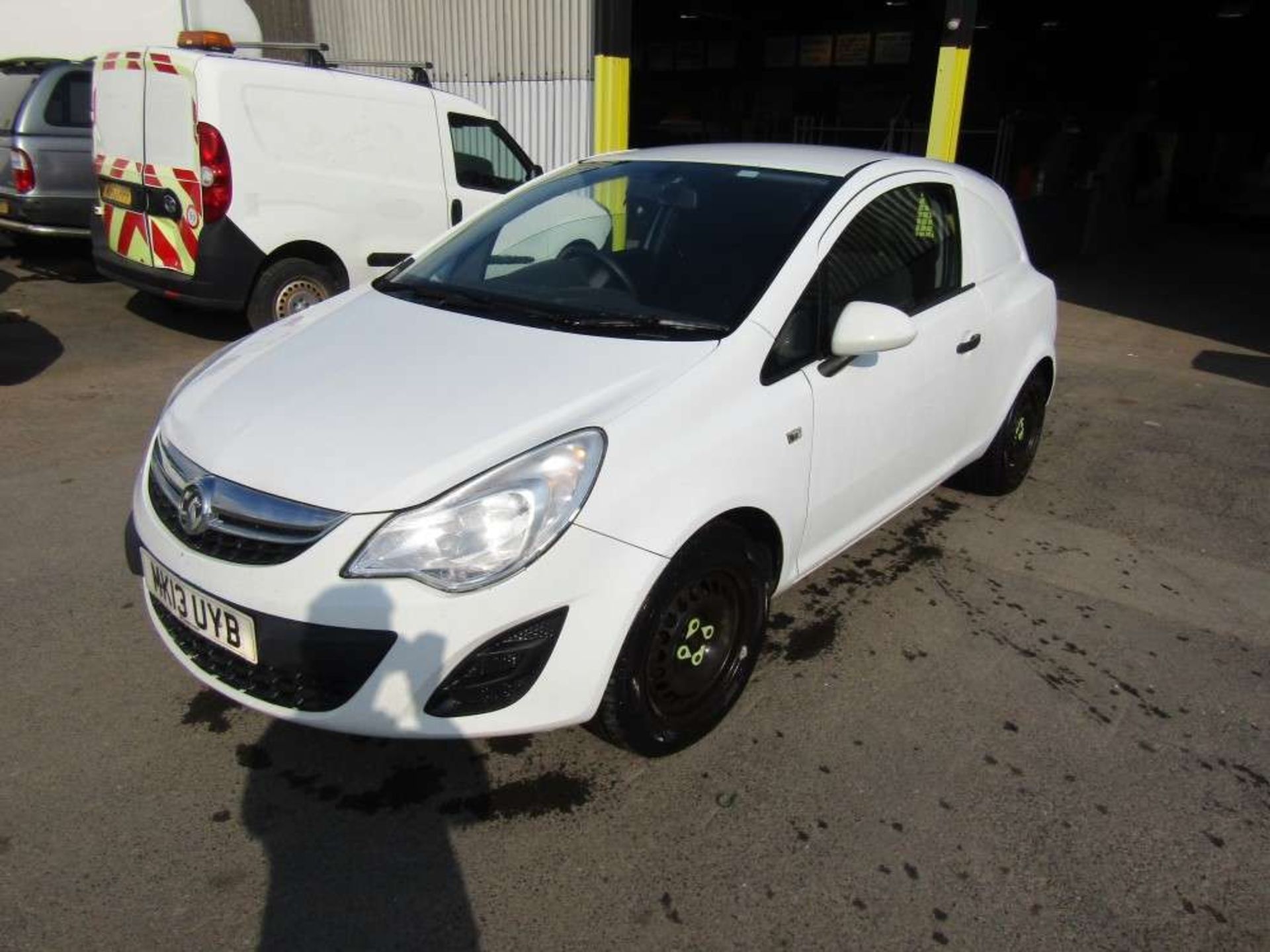 2013 13 reg Vauxhall Corsa CDTI (Runs & Drives but Suspected Gearbox Issues) (Direct ENW) - Image 2 of 7