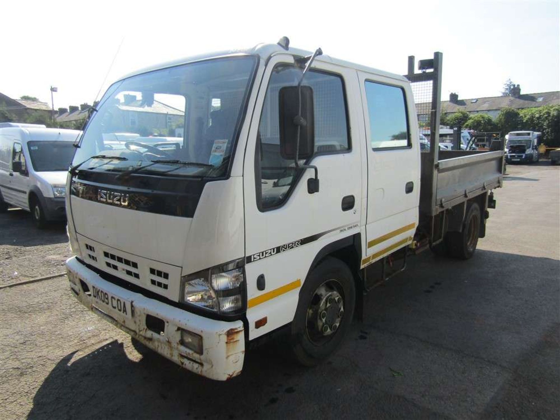 2009 09 reg Isuzu NPR-6 Tipper with Built in Compressor (Direct Electricity NW) - Image 2 of 7