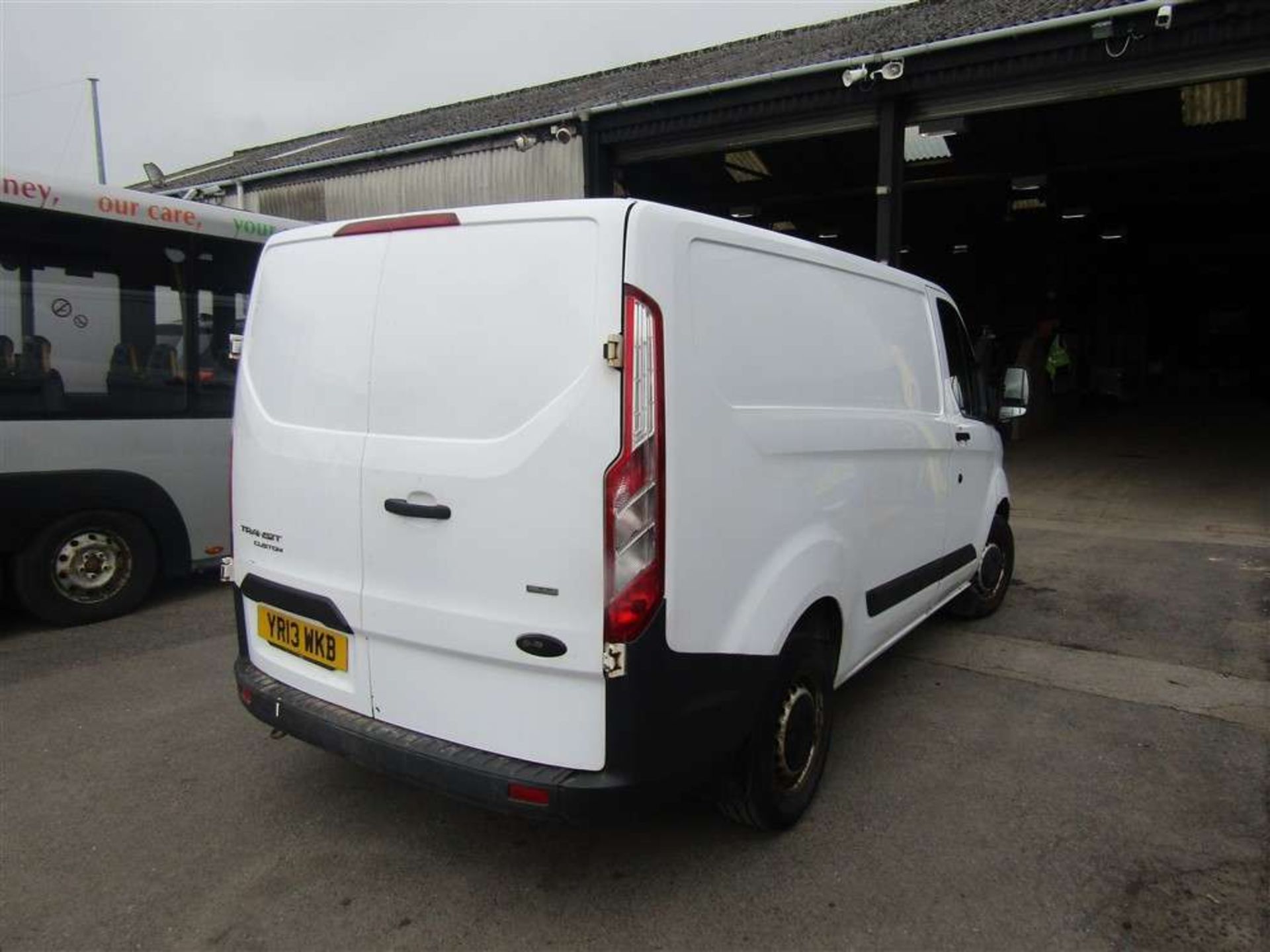 2013 13 reg Ford Transit Custom 270 Eco Tech - Image 4 of 7