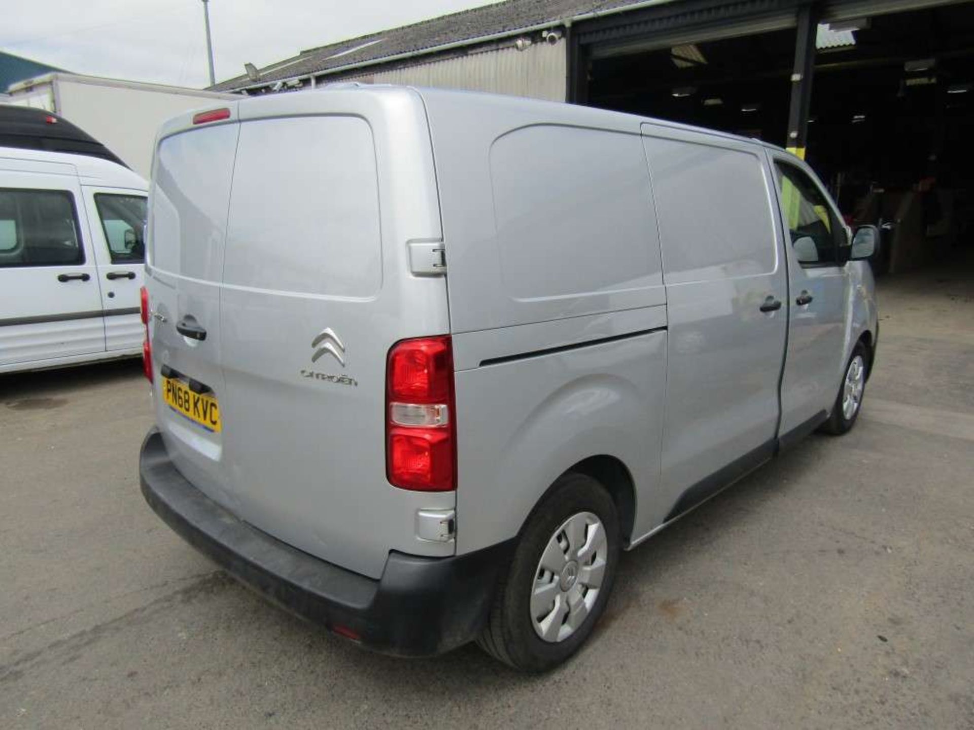 2018 68 reg Citroen Dispatch 1000 Enterprise BHDI SS - Image 4 of 7