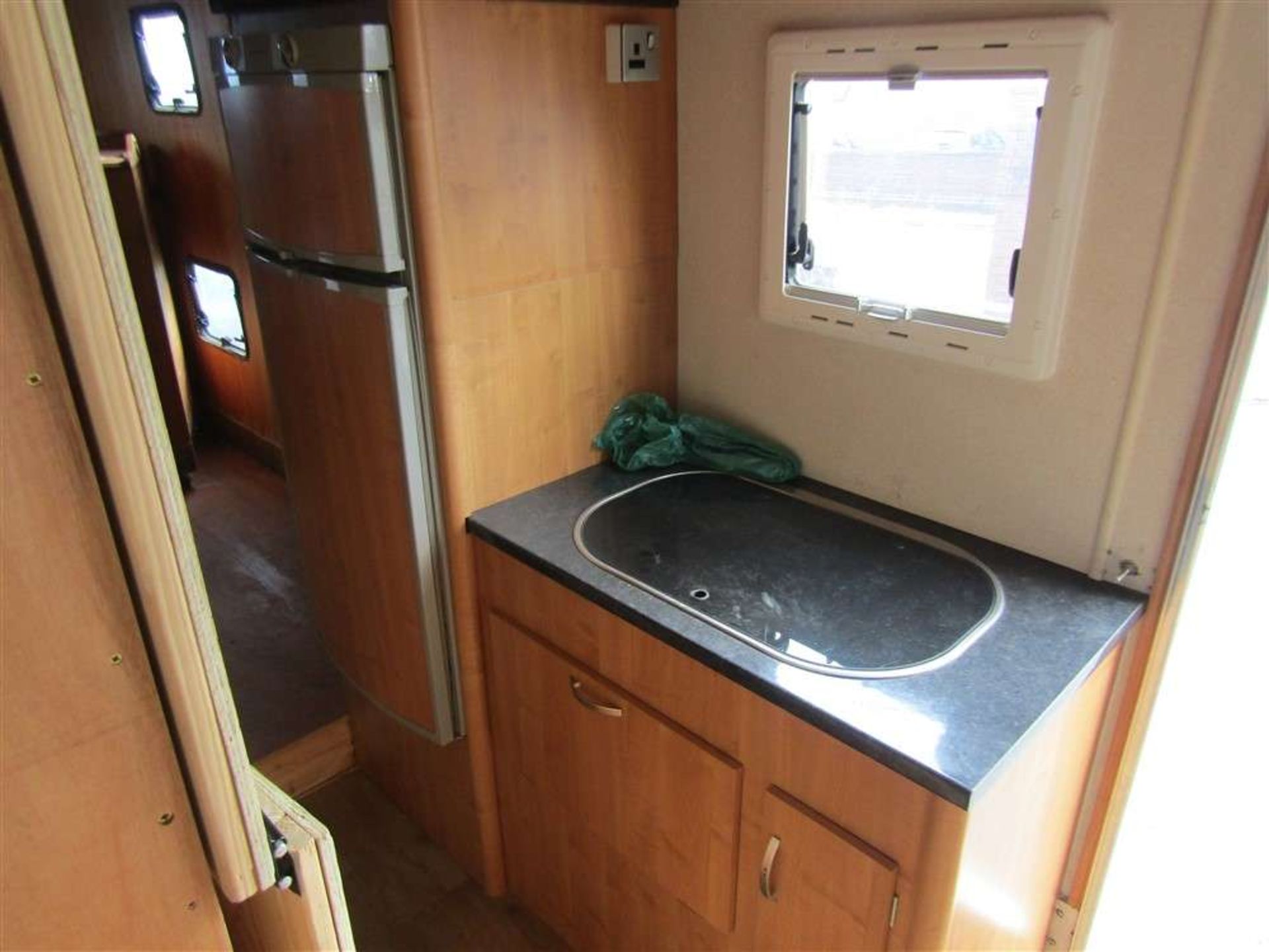 2003 03 reg Mercedes 815 7.5 ton Camper Conversion - Image 6 of 10