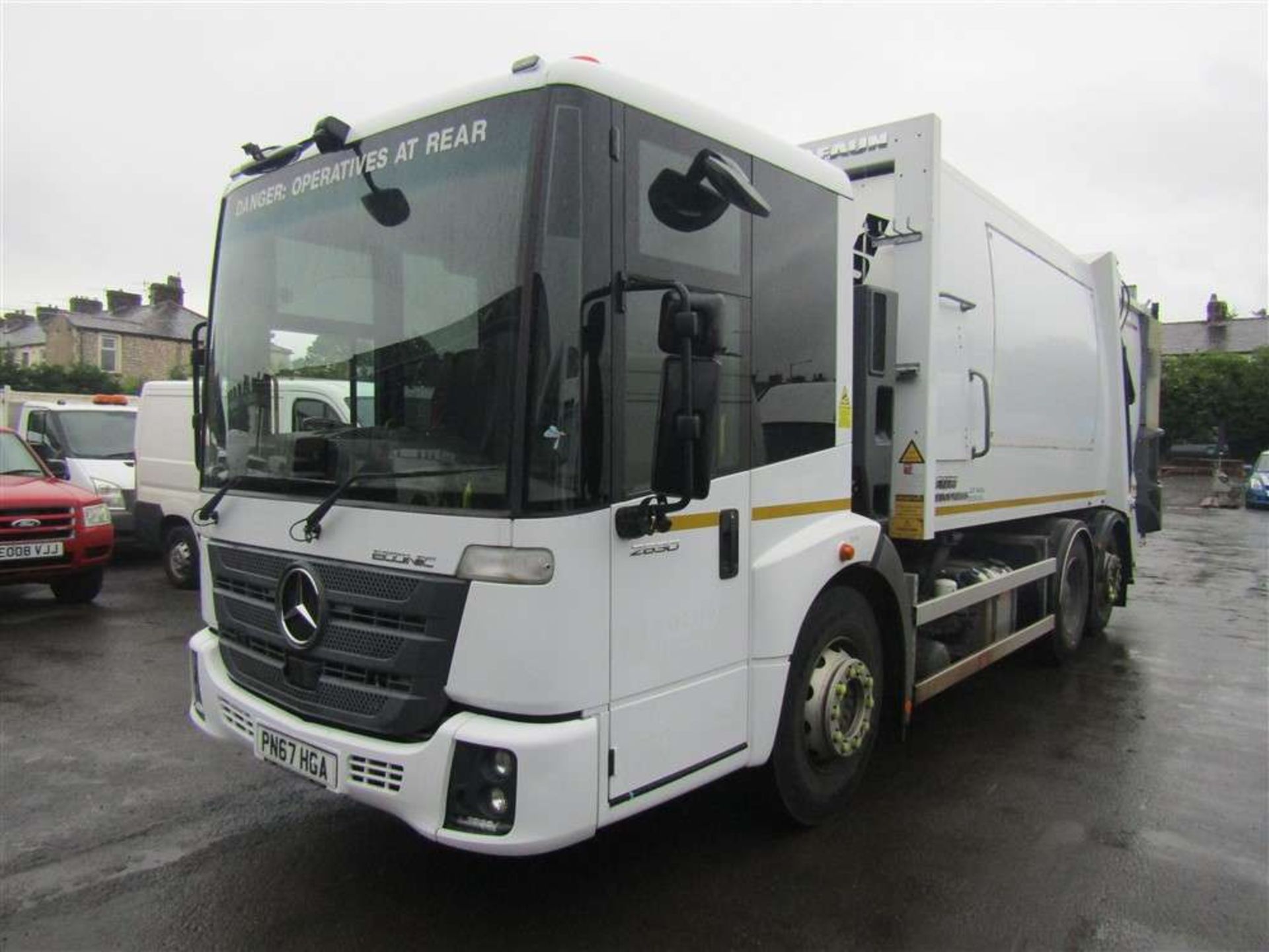 2017 67 reg Mercedes Econic 2630 Refuse Wagon (Direct Council) - Image 2 of 6