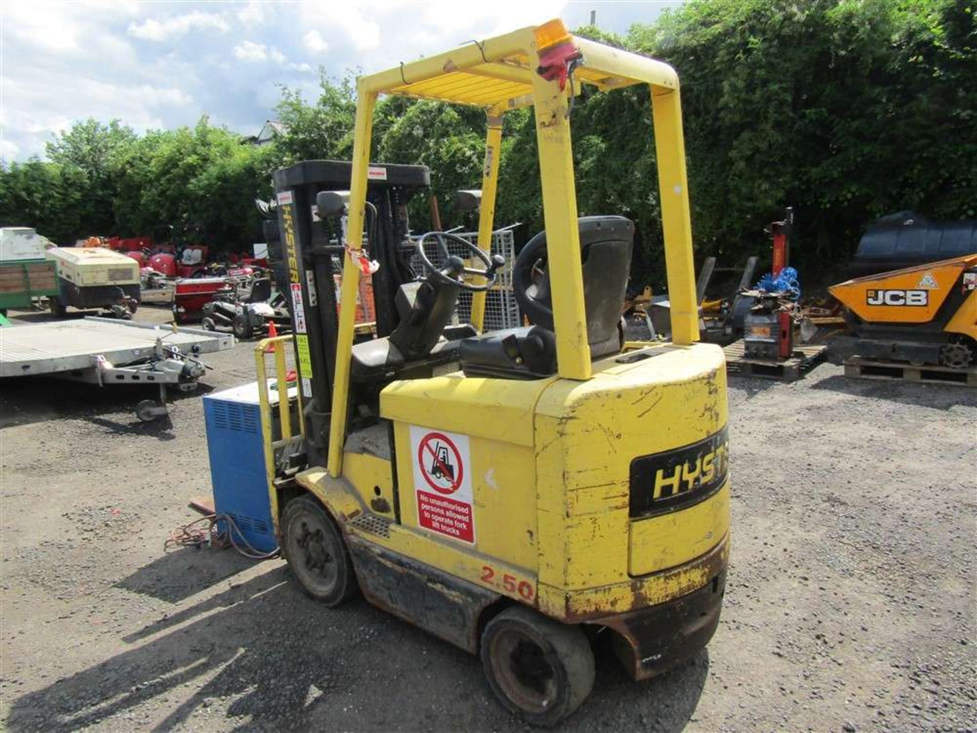 Hyster 2.50 Electric Forklift (Direct Council) - Image 4 of 4