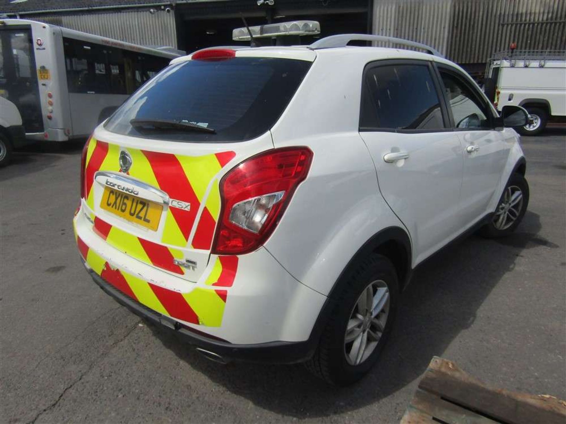 2016 16 reg Ssangyong Korando CSE TD 4 x 4 (Direct Council) - Image 4 of 7