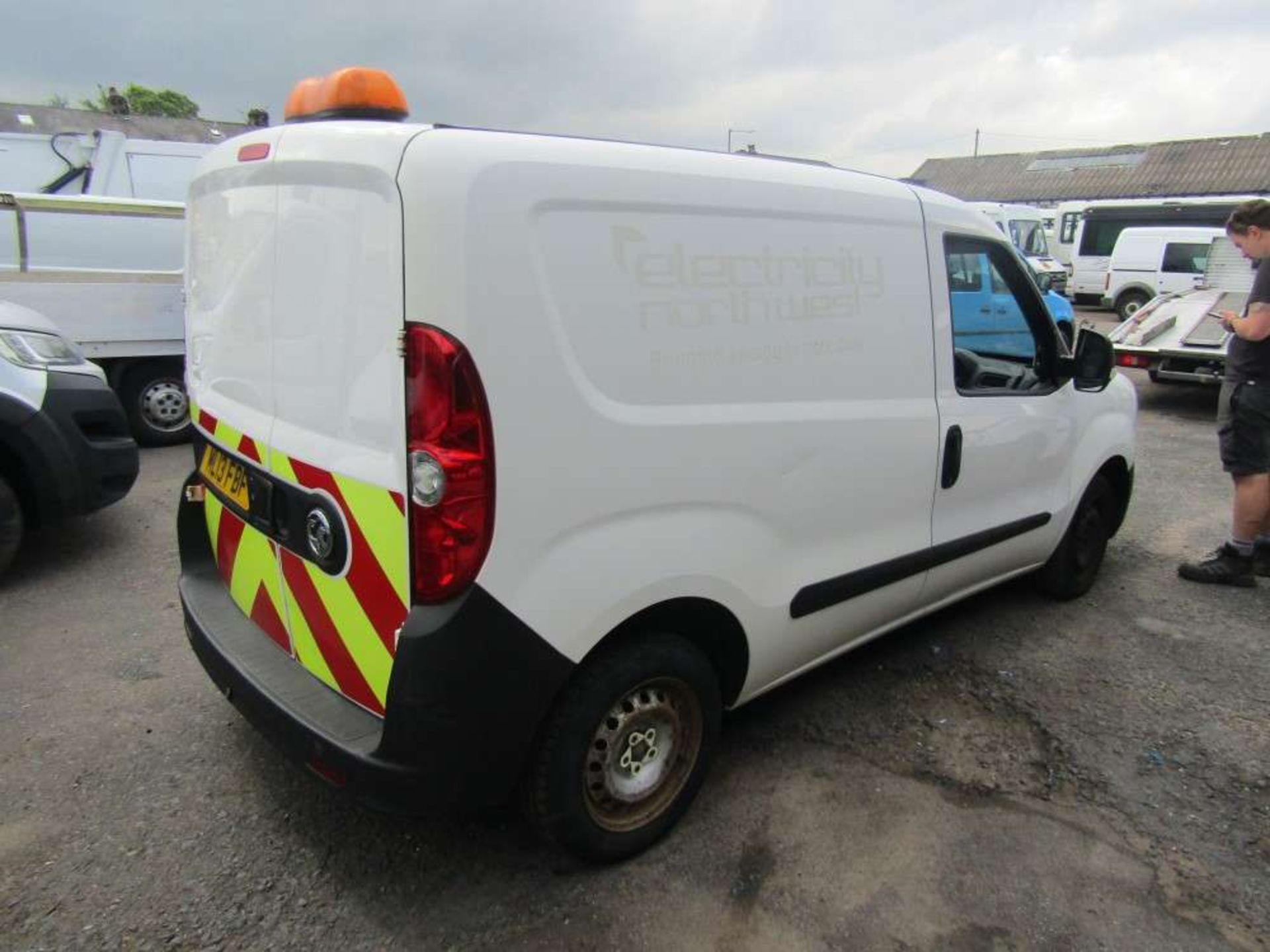 2013 13 reg Vauxhall Combo L1H1 SS E-Flex (Non Runner) - Image 4 of 6