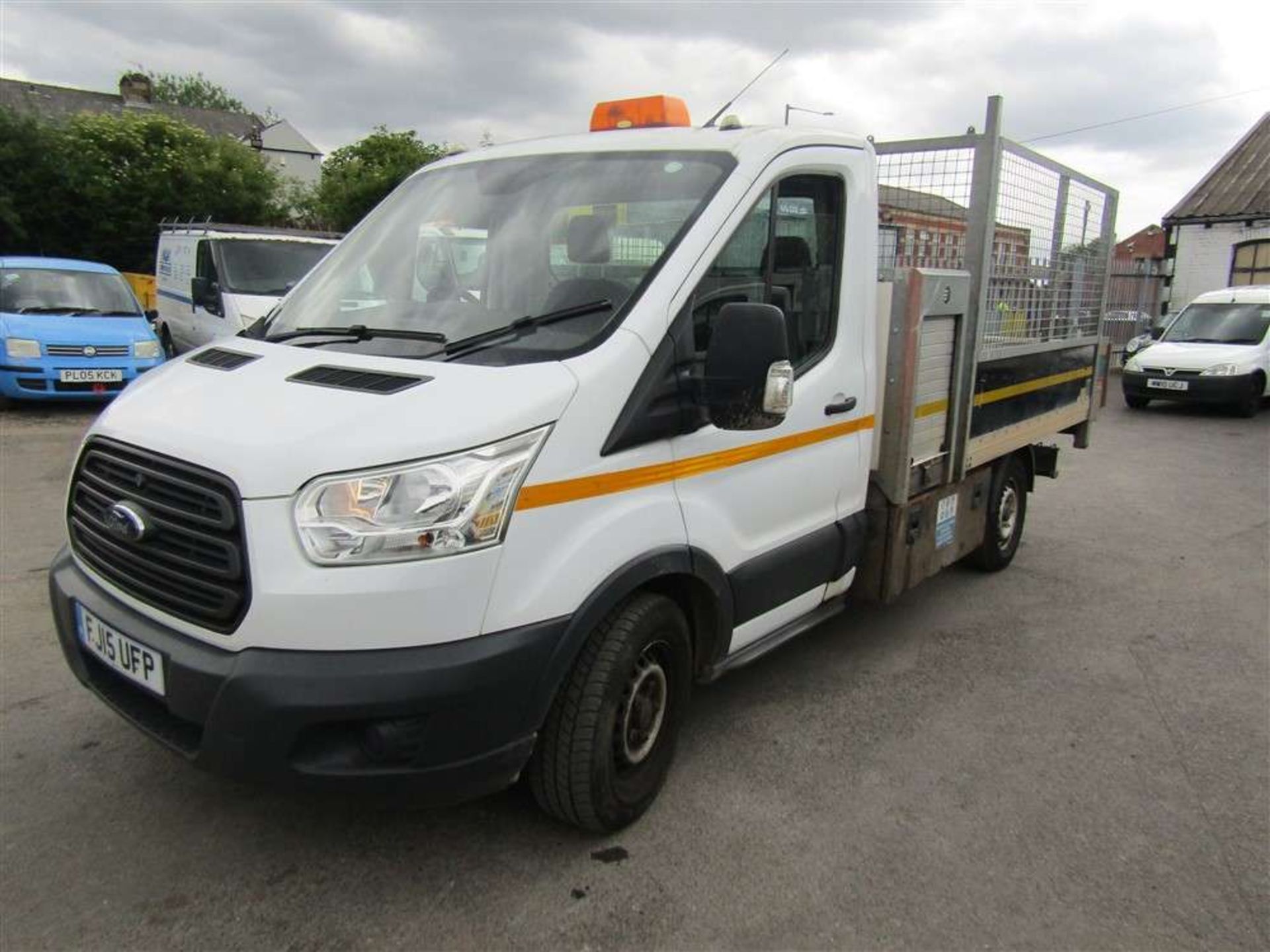 2015 15 reg Ford Transit 350 Tipper (Direct Council) - Image 2 of 7