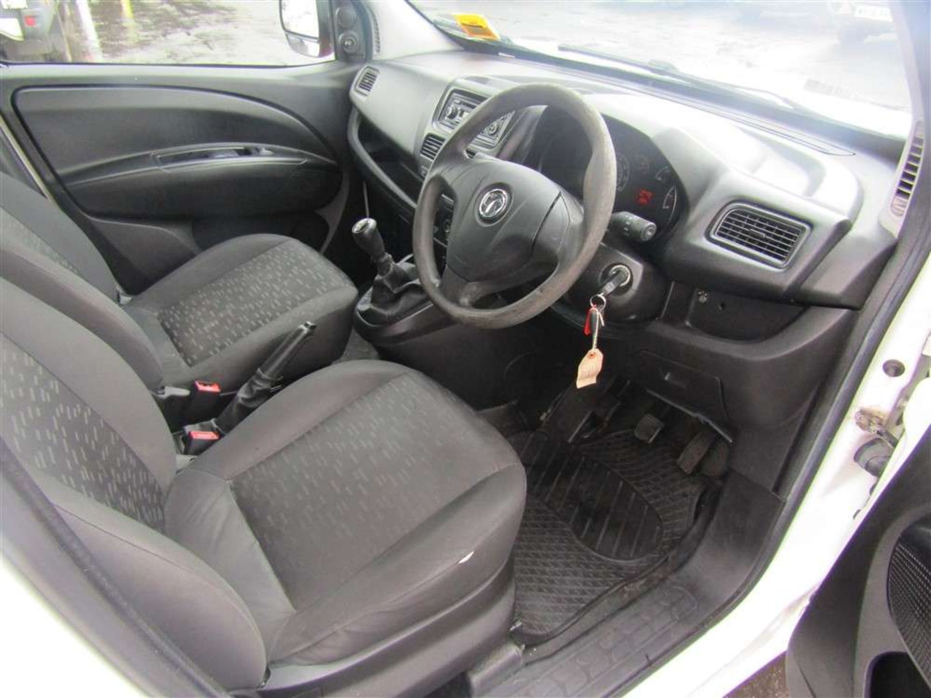 2016 65 reg Vauxhall Combo 2000 L1H1 CDTI - Image 6 of 7