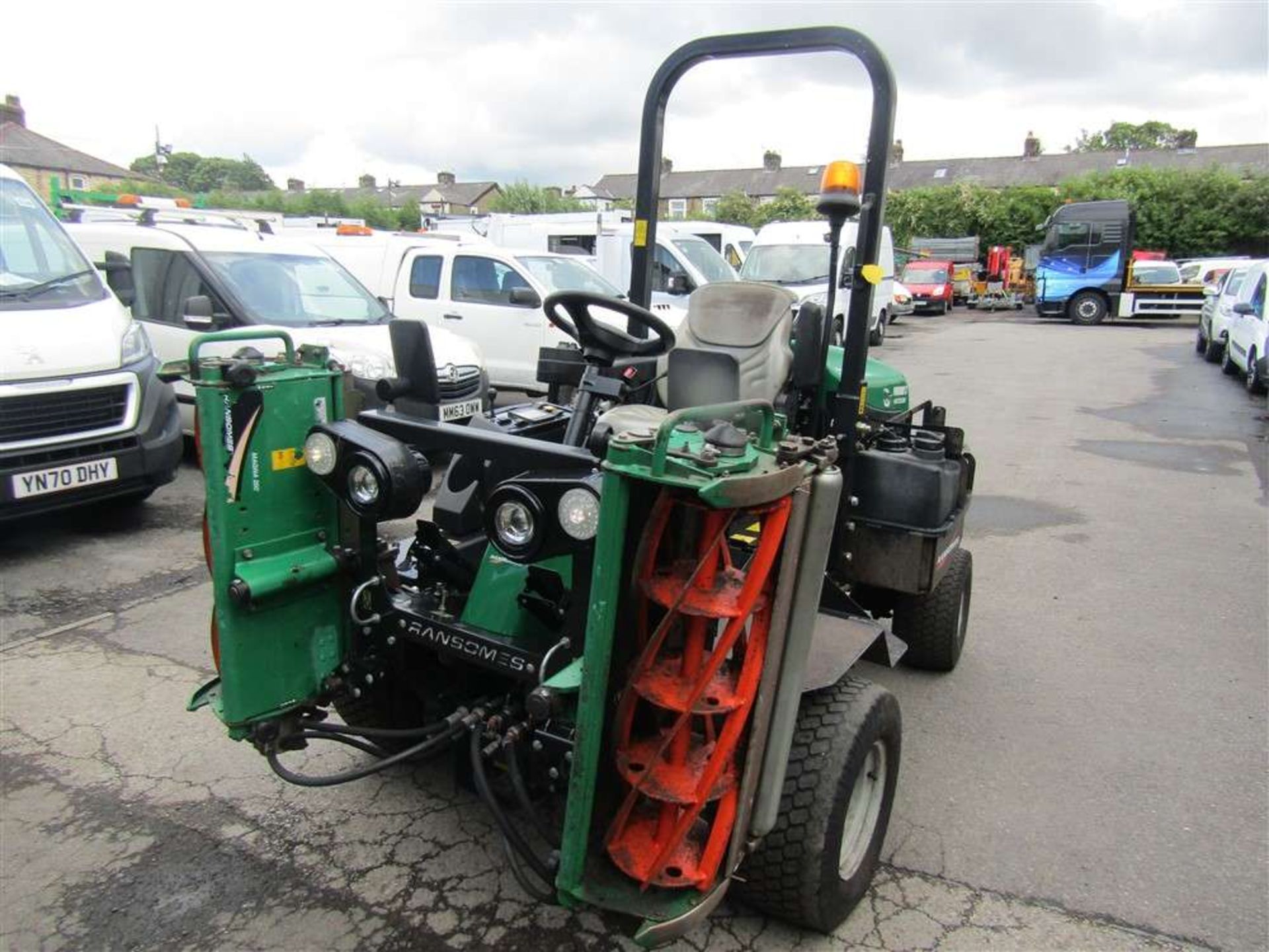 2017 17 reg Ransomes Parkway 3 Meteor Ride On Mower (Direct Council) - Image 2 of 5