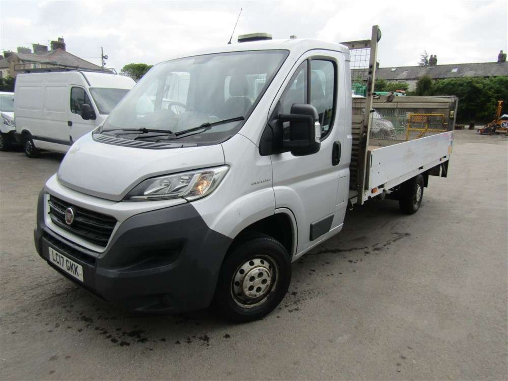 2017 17 reg Fiat Ducato 35 MultiJet 11 Dropside - Image 2 of 7