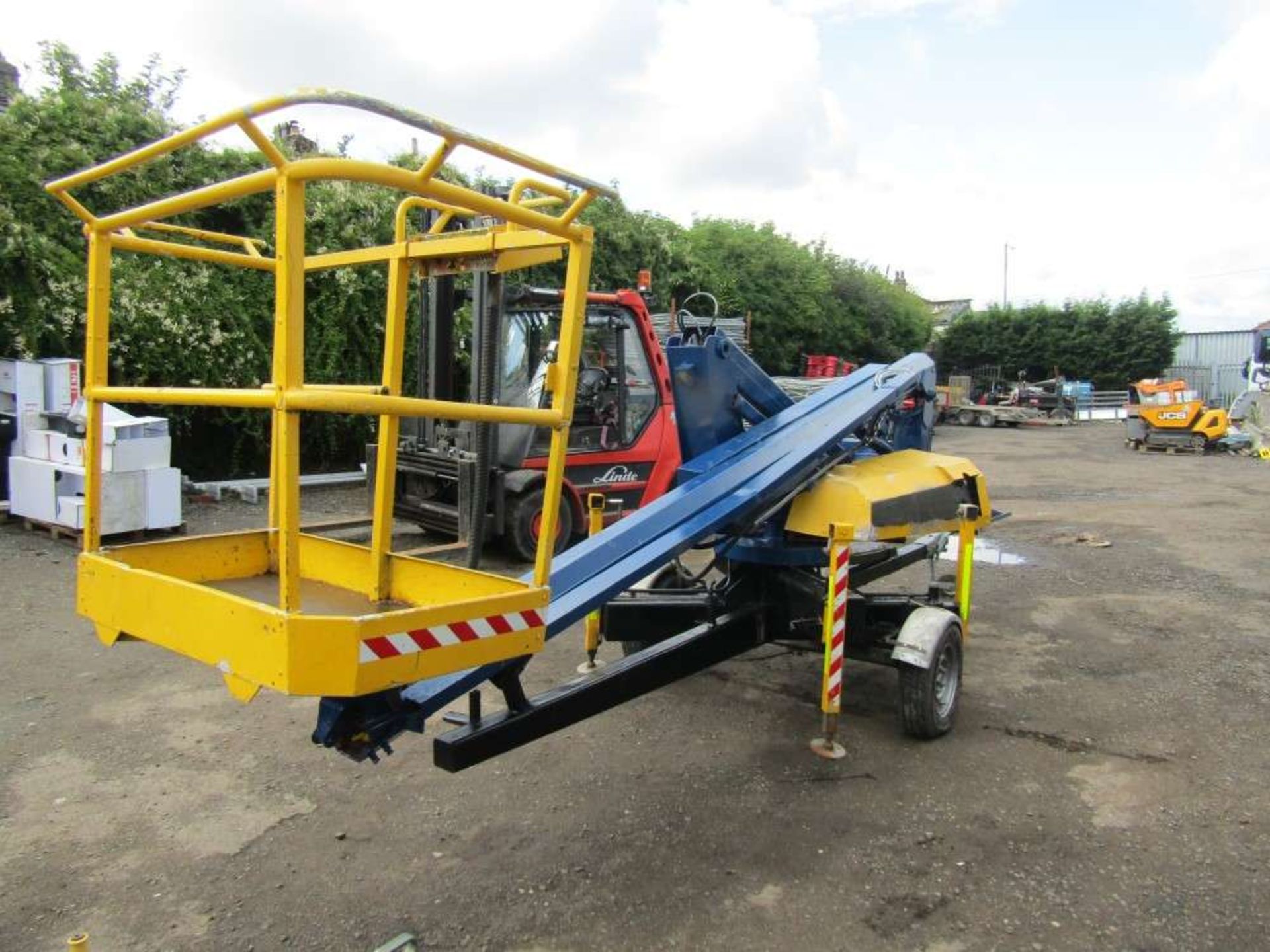 Access Machines Ltd Trailer Mounted Telescopic 12 mtr / 40ft Cherry Picker - Image 3 of 5