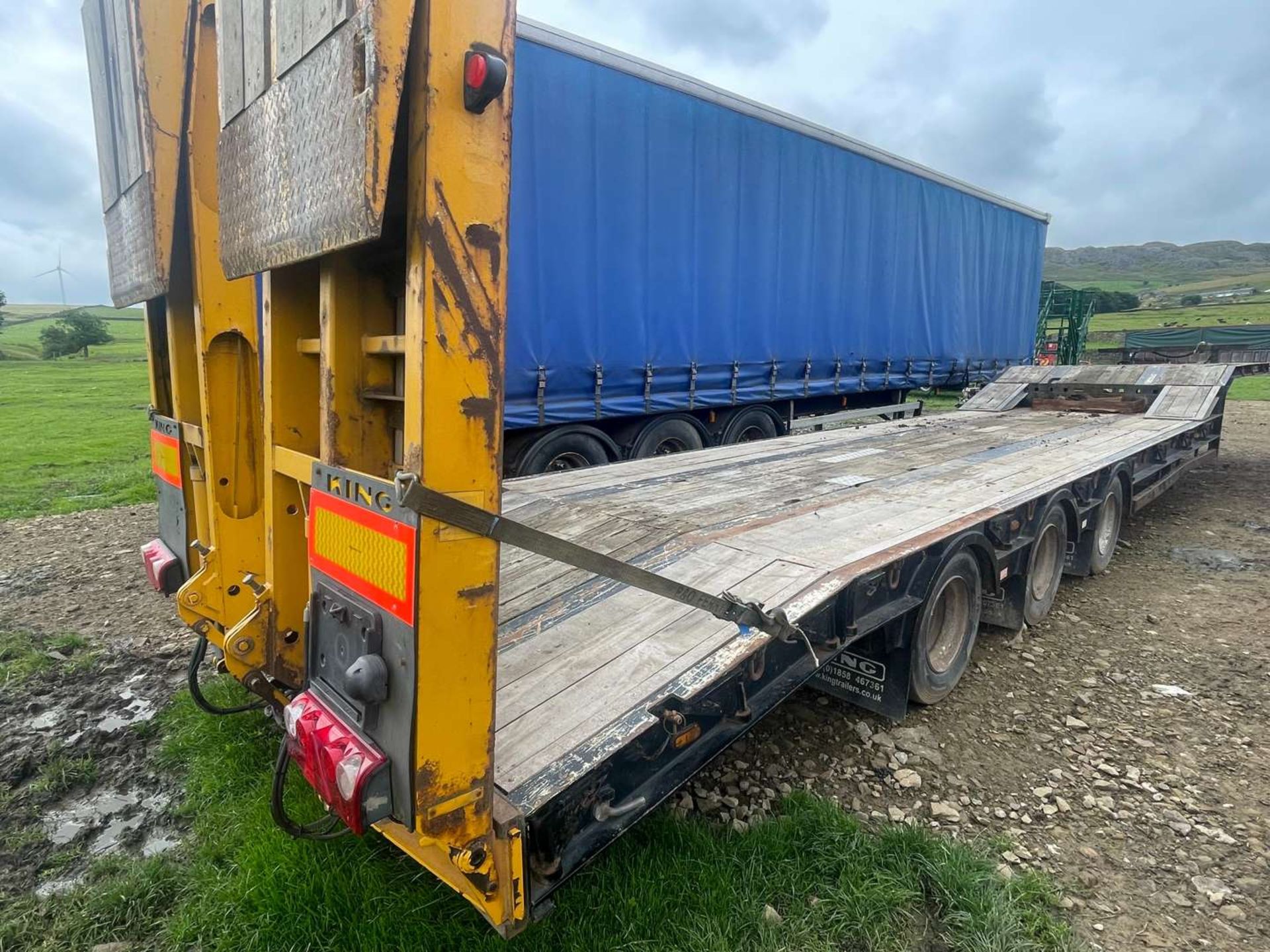 King Tri Axle Step Frame Trailer (Sold On site - Burnley) - Image 5 of 5