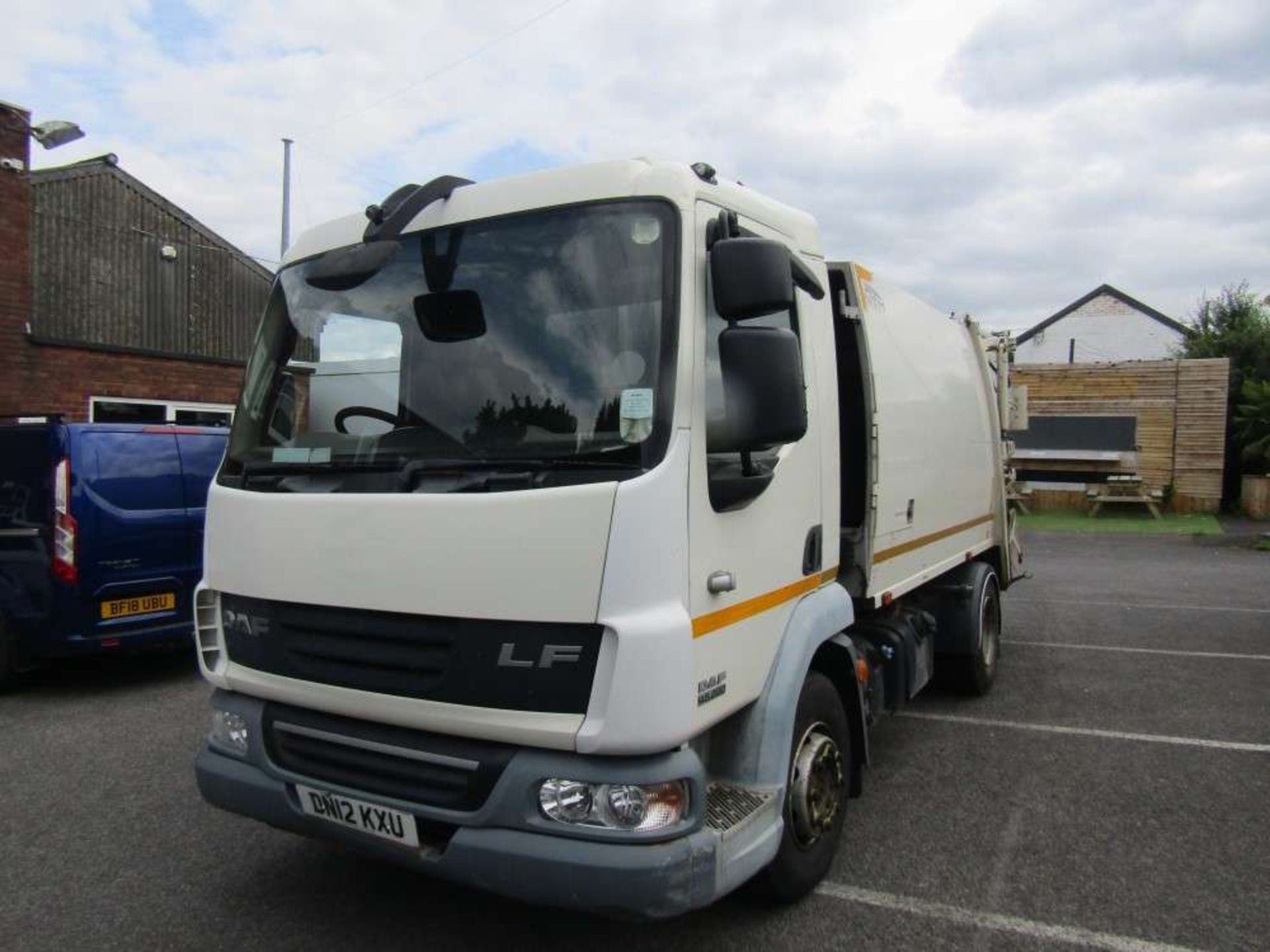 2012 12 reg Daf FA LF45.220 Refuse Wagon (Runs & Drives but Gear Box Issues) (Direct Council) - Image 2 of 6