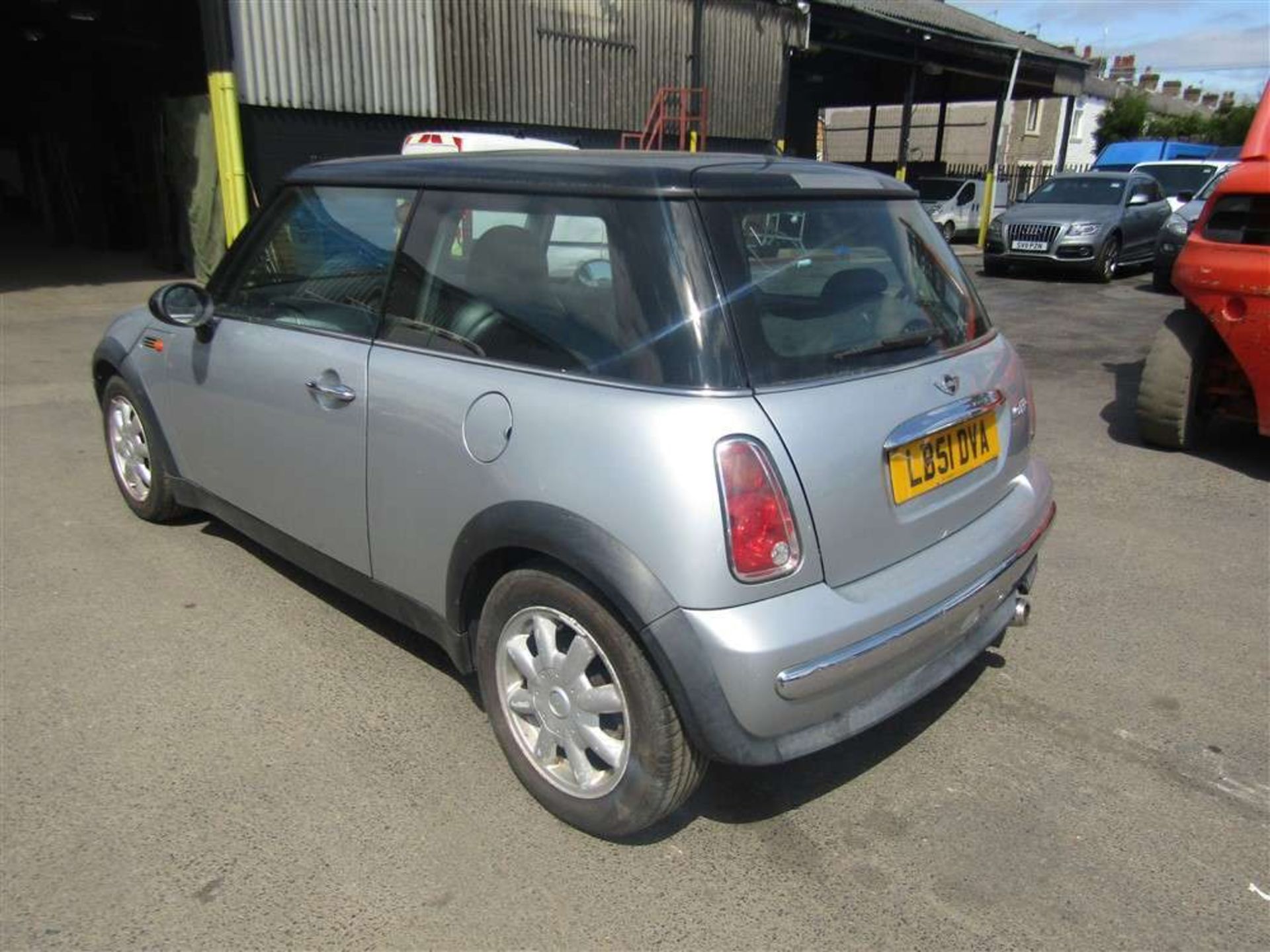 2001 51 reg Mini Cooper - Image 3 of 7