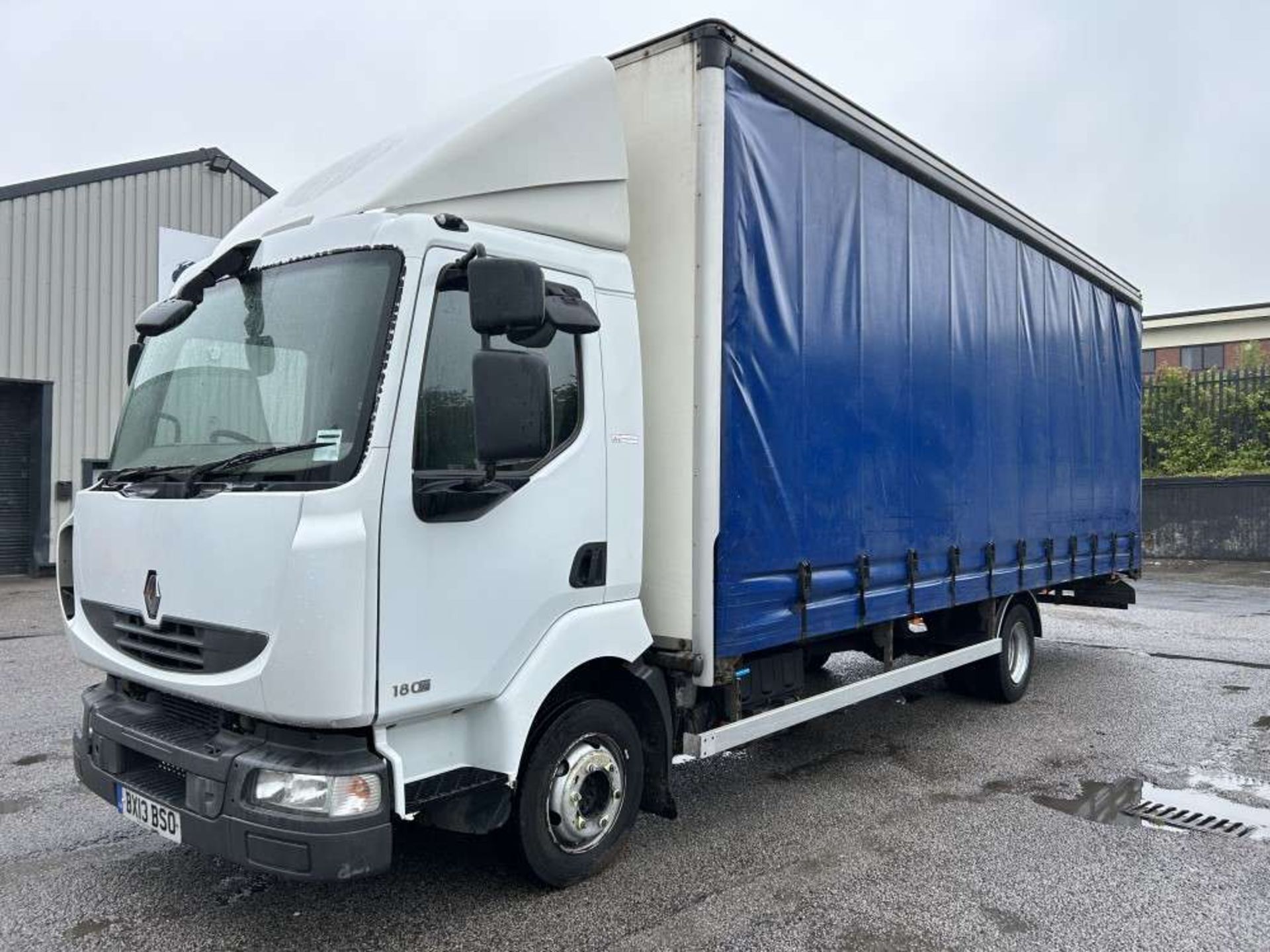 2013 13 reg Renault Midlum 180 DXI Curtain Sider (Sold on Site - Location Blackburn) - Image 3 of 15