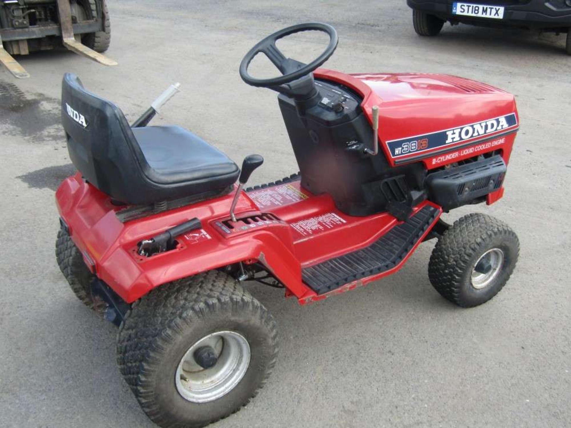 Honda HT3813 Petrol Tractor - Image 2 of 3