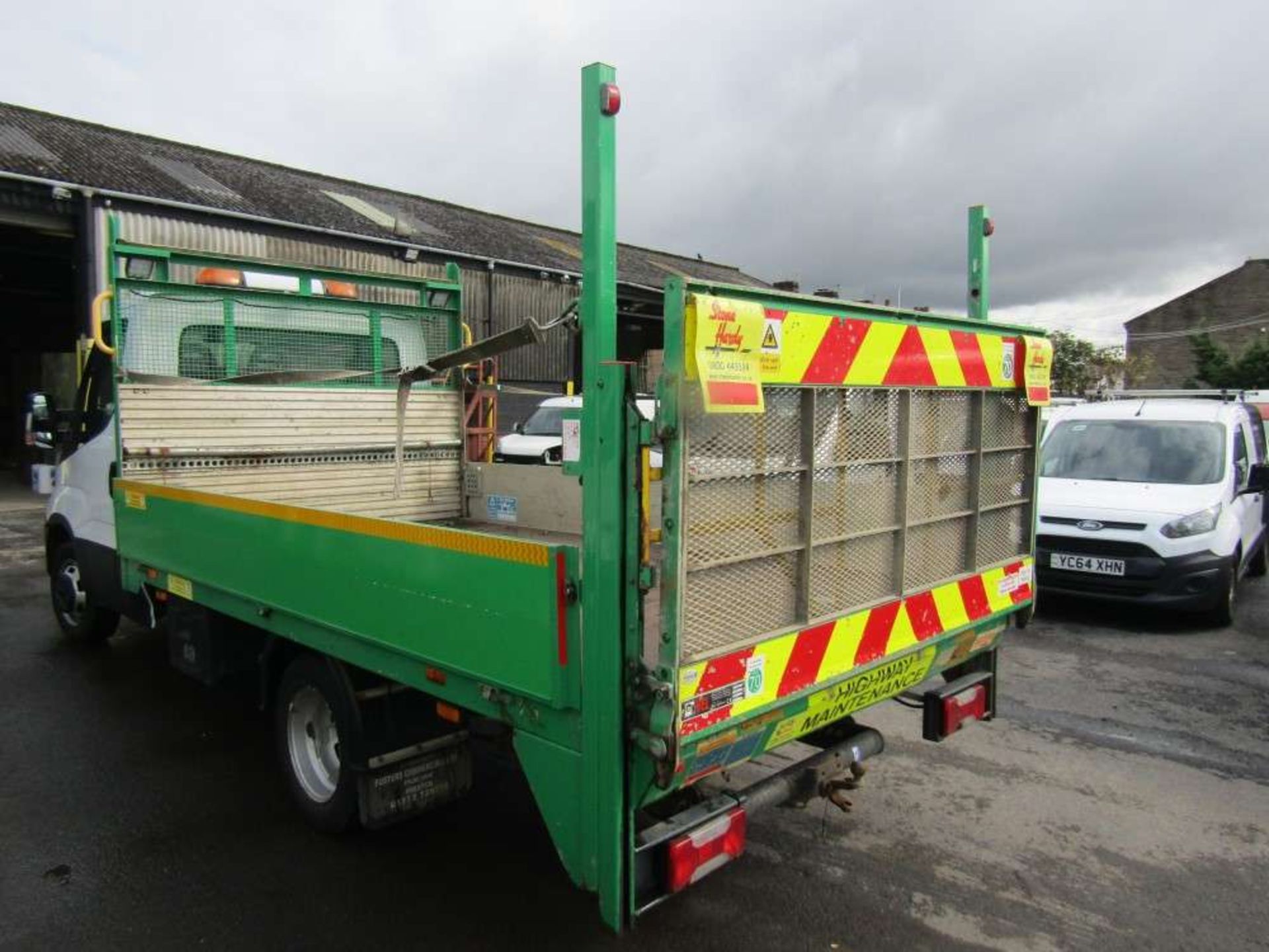 2018 18 reg Iveco Daily 35C14 Dropside - Image 3 of 7