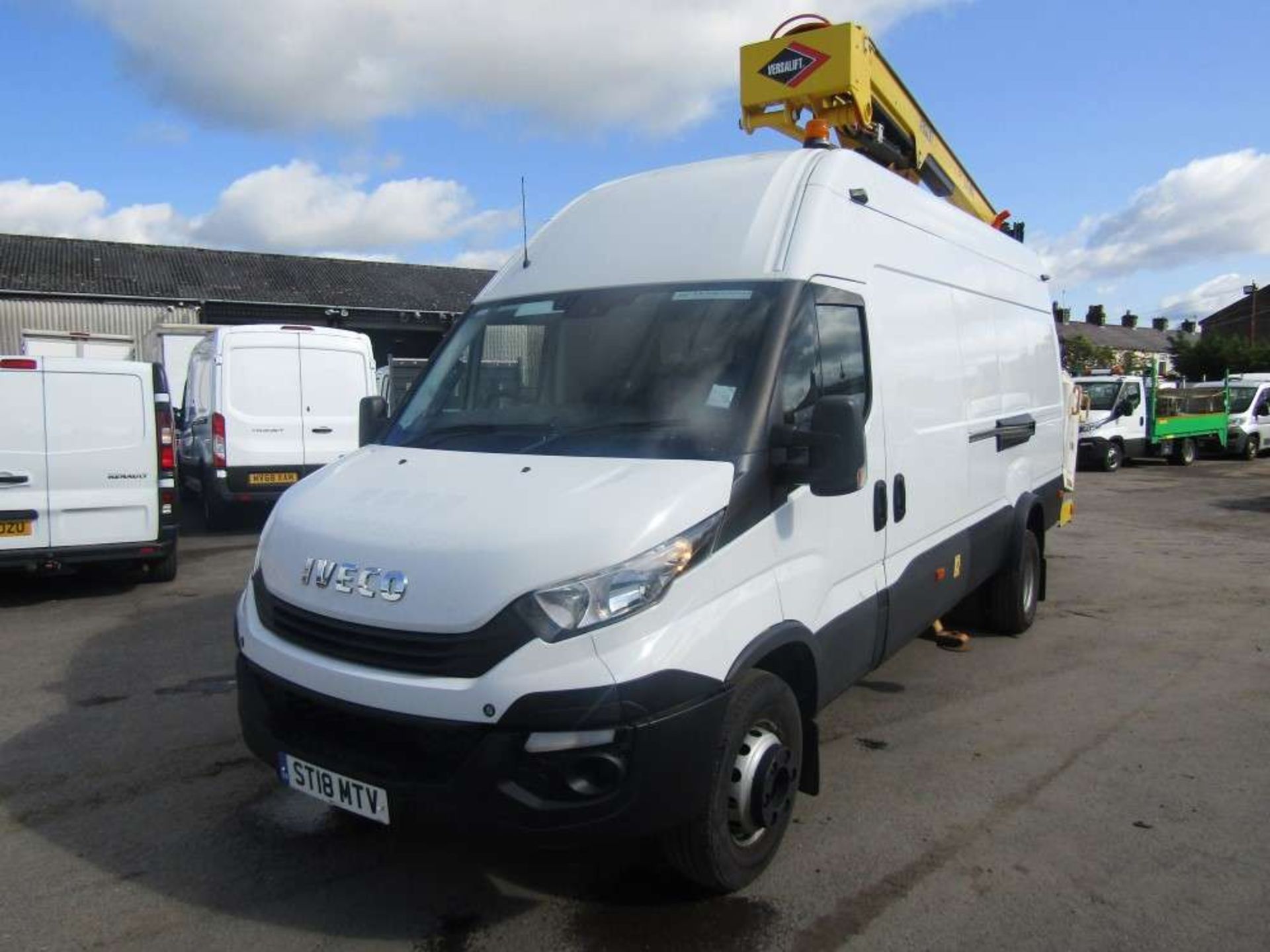 2018 18 reg Iveco Daily 70C18V Versalift LAT 160-F Cherry Picker - Image 2 of 7