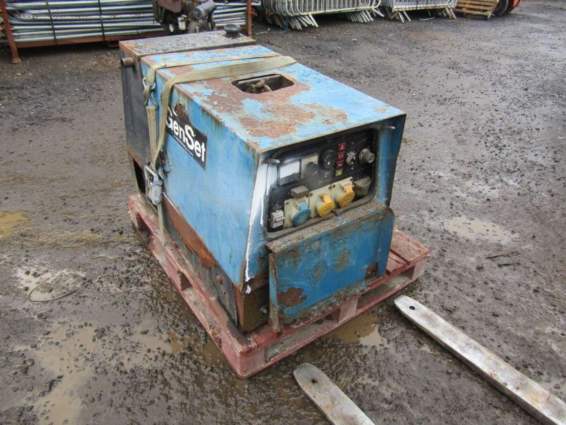 Genset Kubota 10 kva 240/110v Diesel Electric Start Generator