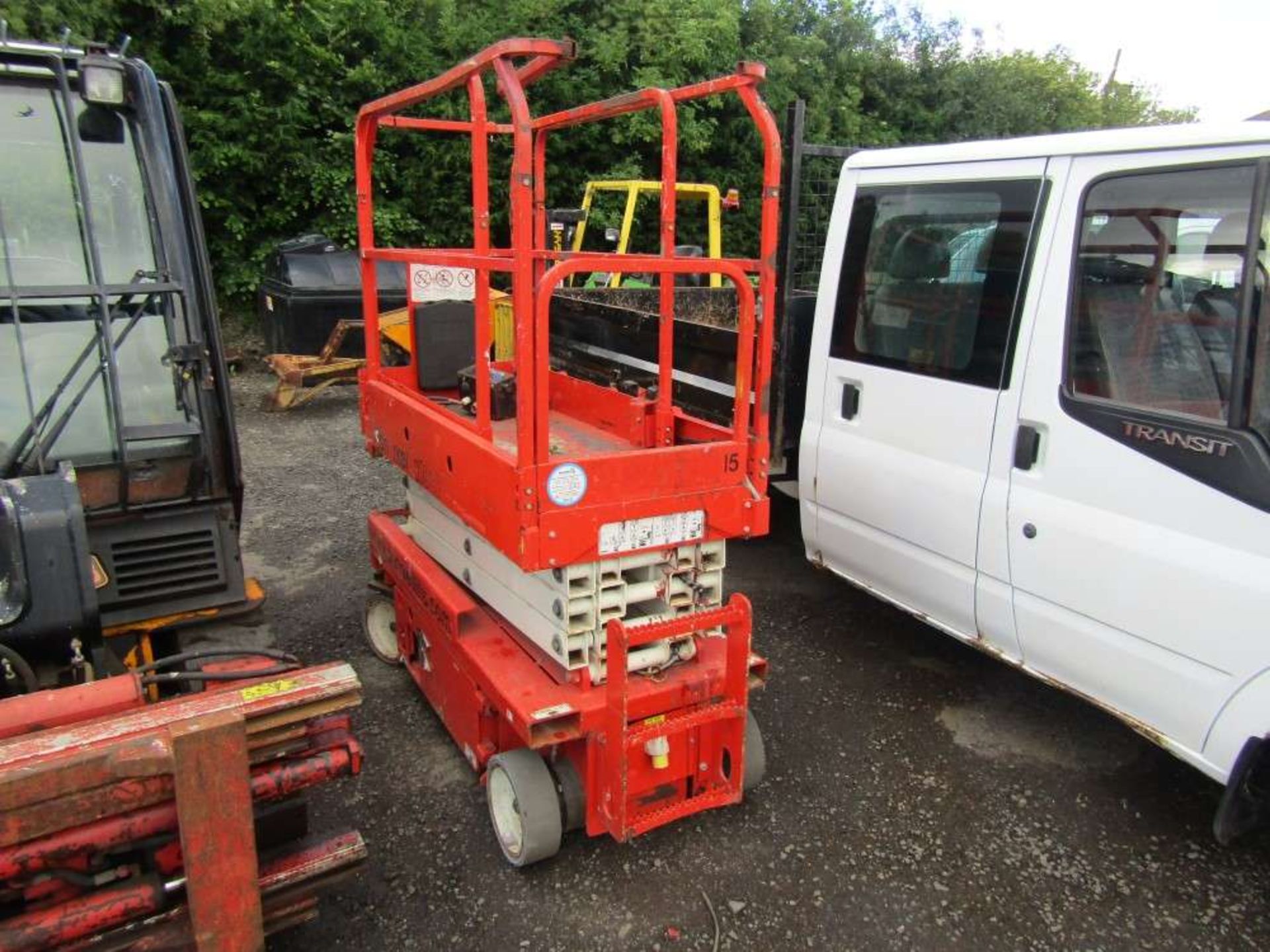 Snorkel 1930E Scissor Lift - Image 3 of 4