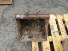 18" Bucket (Direct Gap)