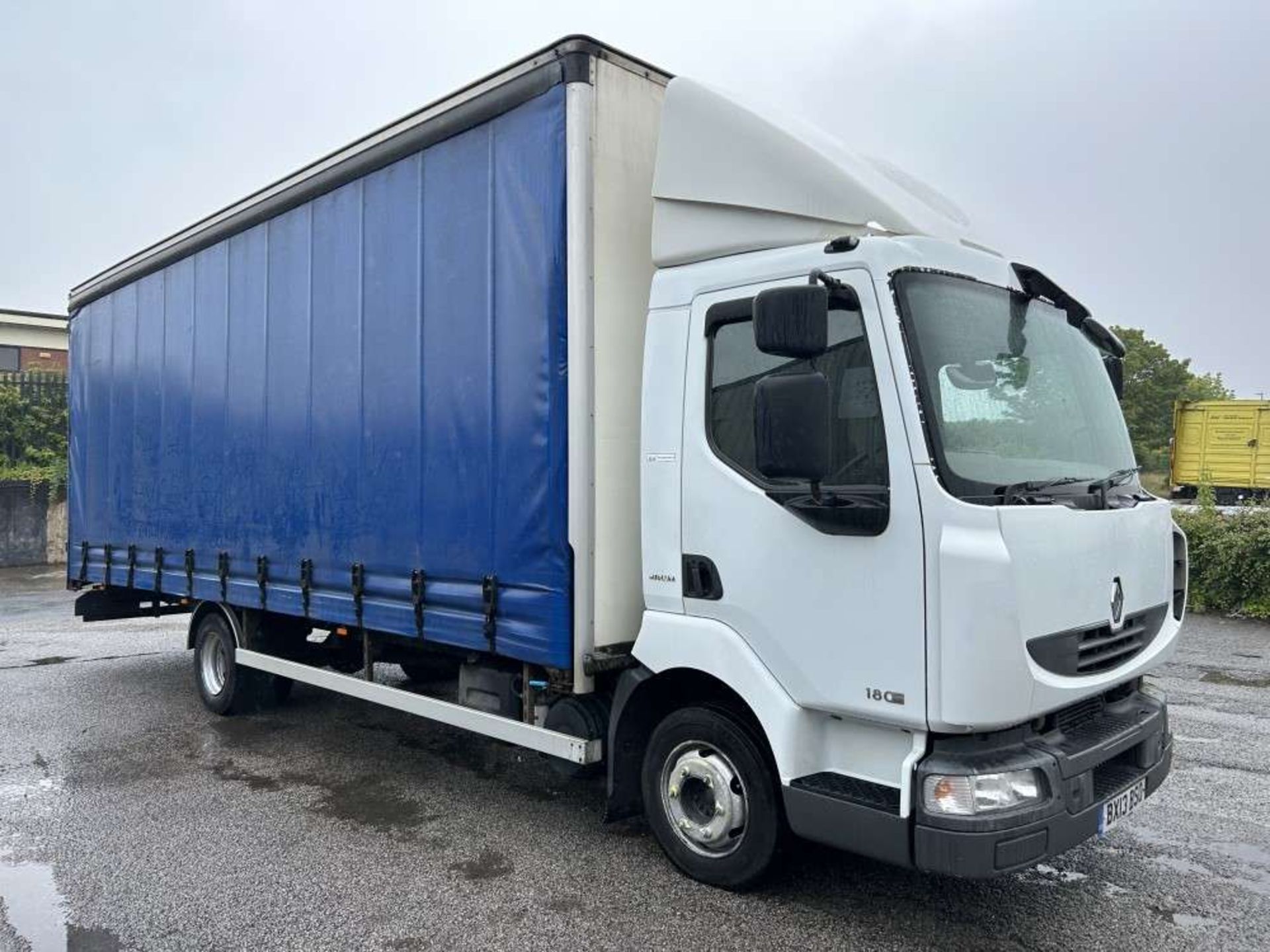 2013 13 reg Renault Midlum 180 DXI Curtain Sider (Sold on Site - Location Blackburn)