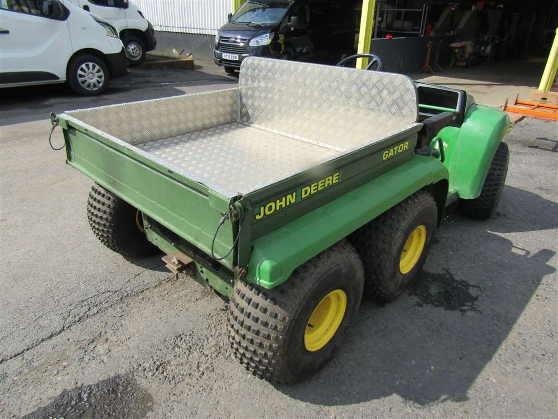 John Deere 4wd Diesel Gator Tipper - Image 3 of 5