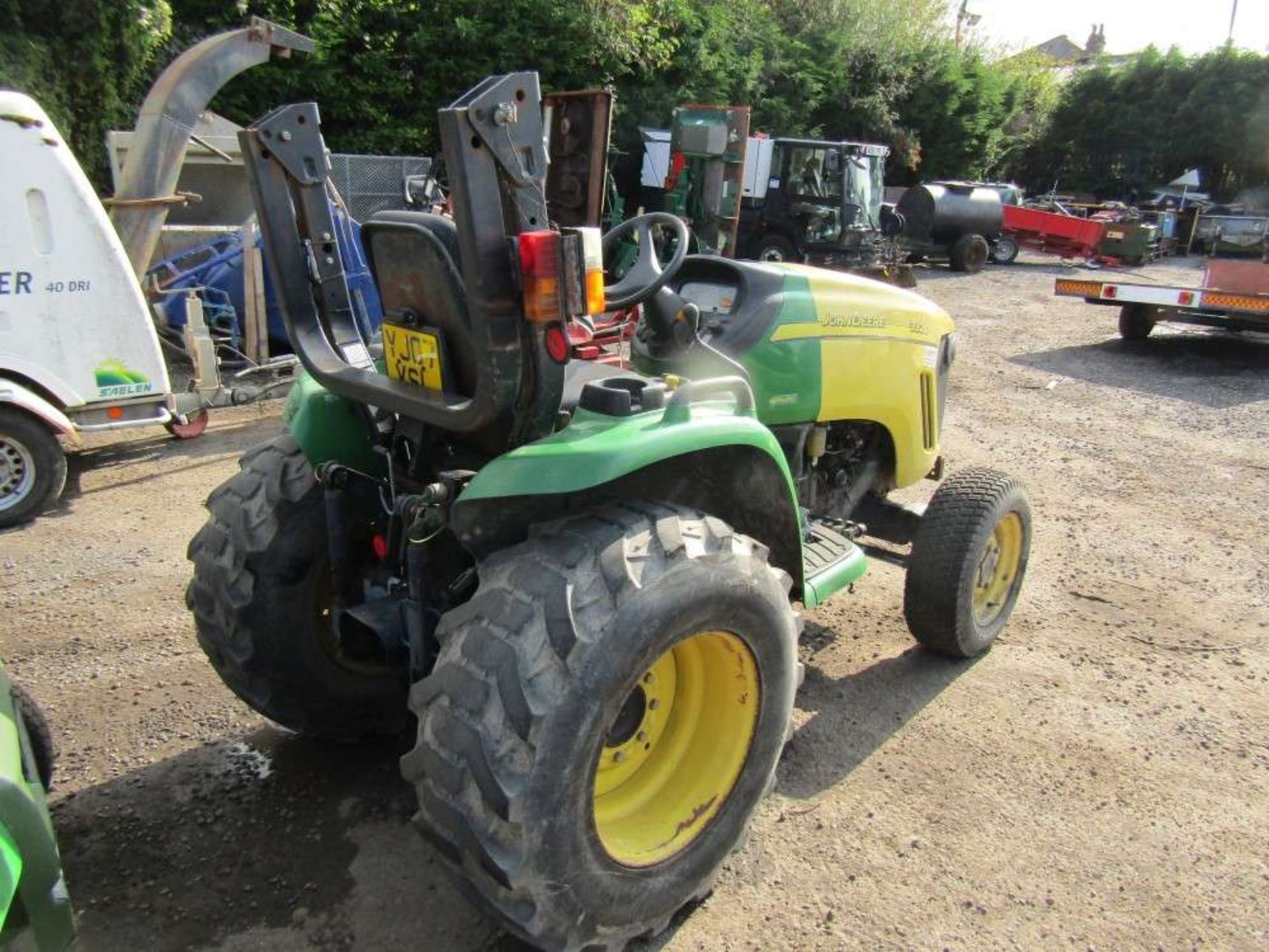 07 reg John Deere 3320 Tractor (Runs but doesn't drive) (Direct Council) - Image 4 of 4