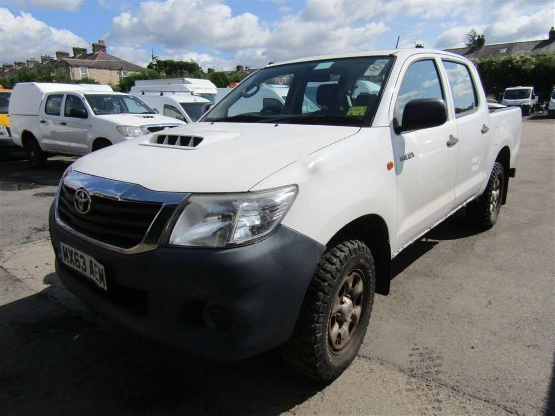 2013 63 reg Toyota Hilux HL2 D-4D 4 x 4 DCB (Direct United Utilities Water) - Image 2 of 6