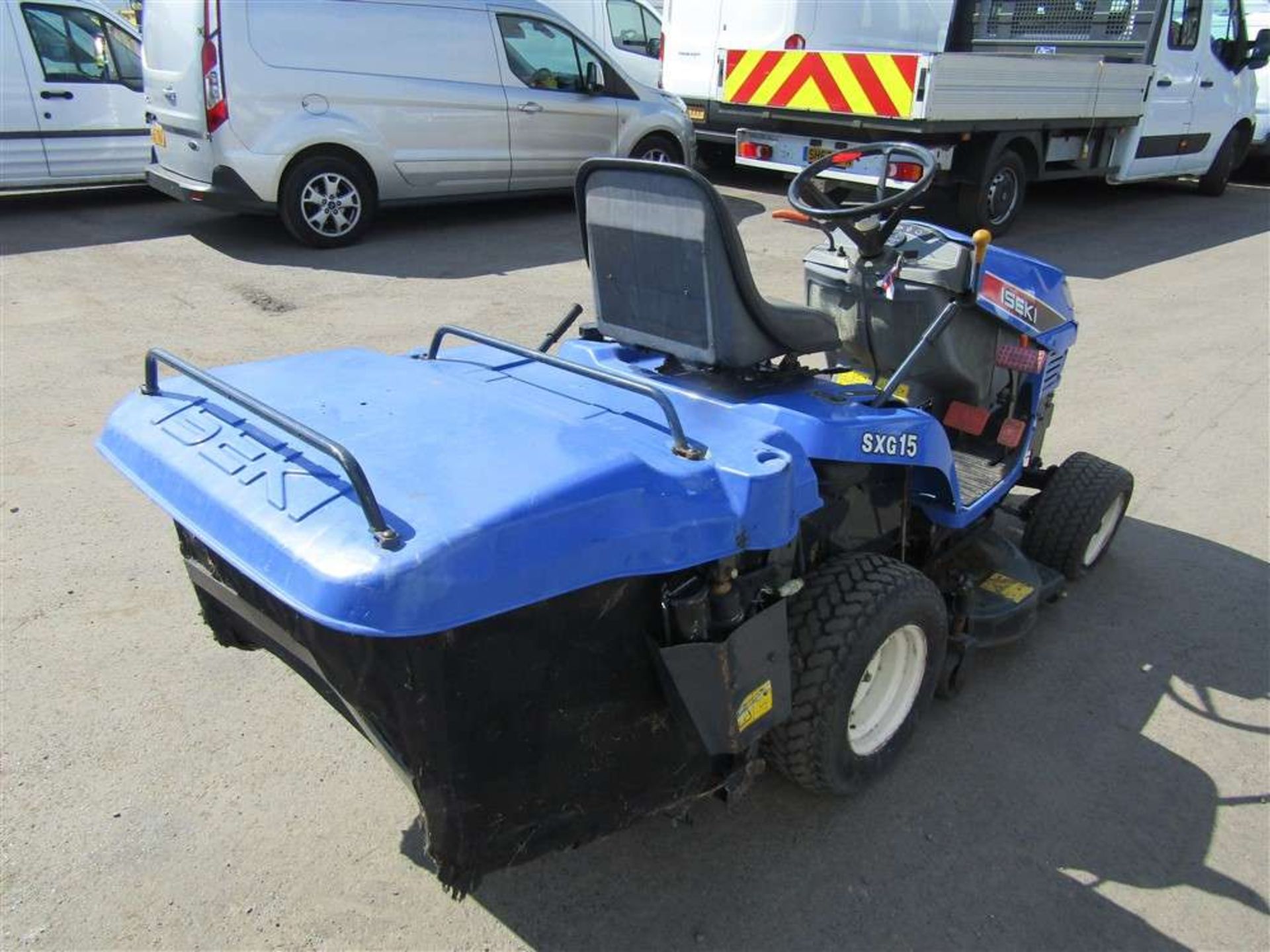 Iseki SXG15 Ride on Mower - Image 4 of 6