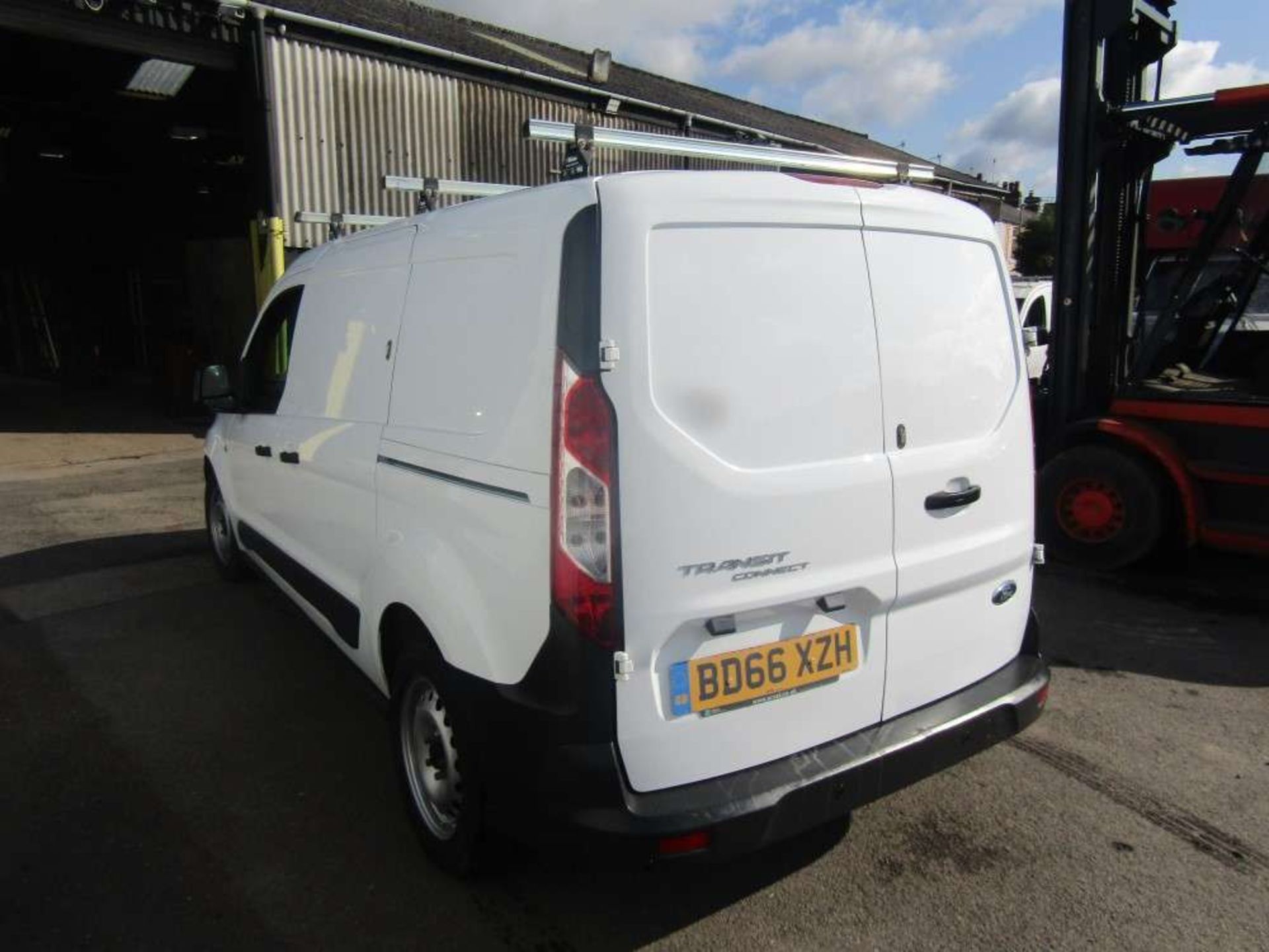 2017 66 reg Ford Transit Connect 240 - Image 3 of 7