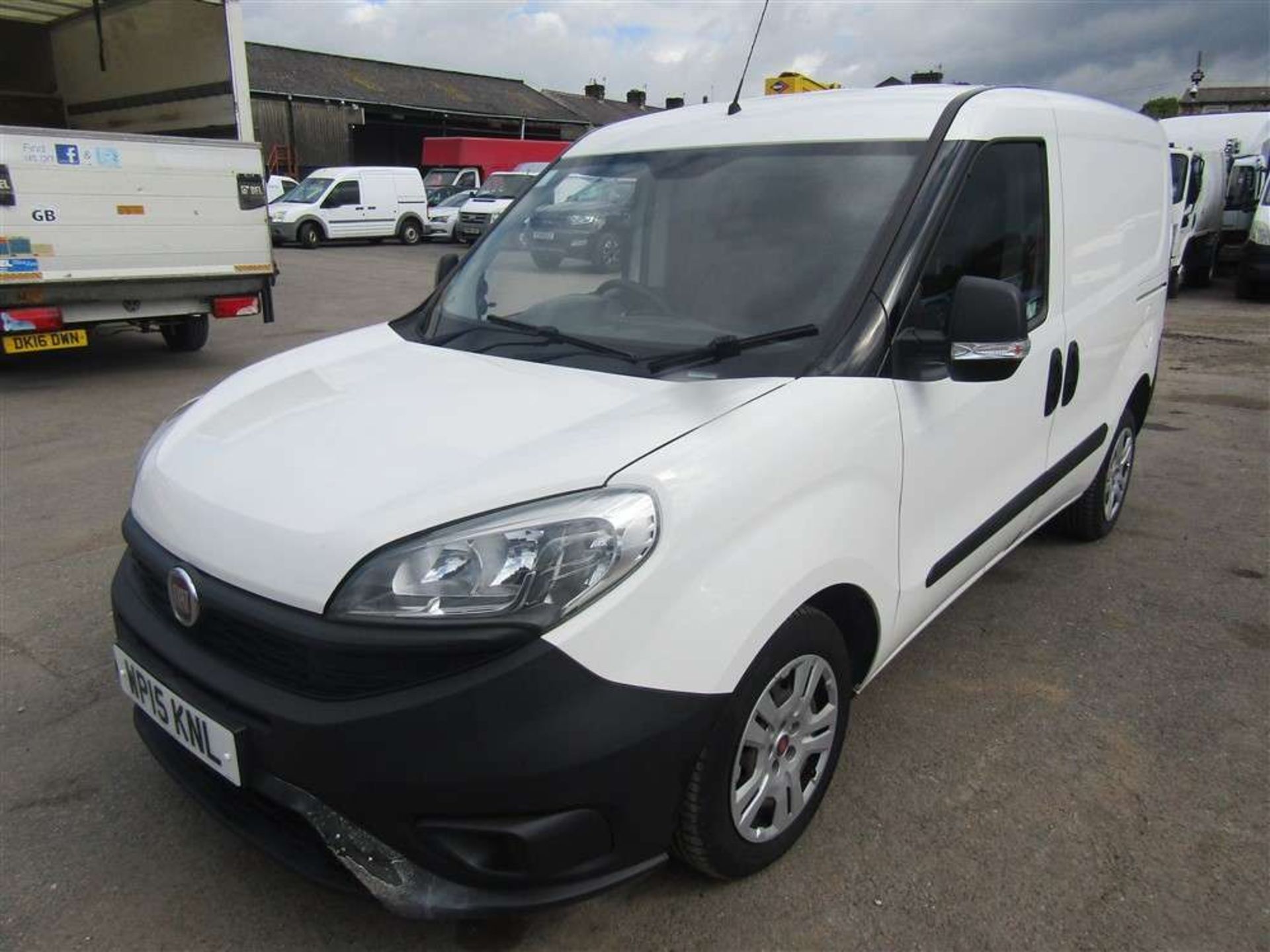 2015 15 reg Fiat Doblo 16v Multijet - Image 2 of 7