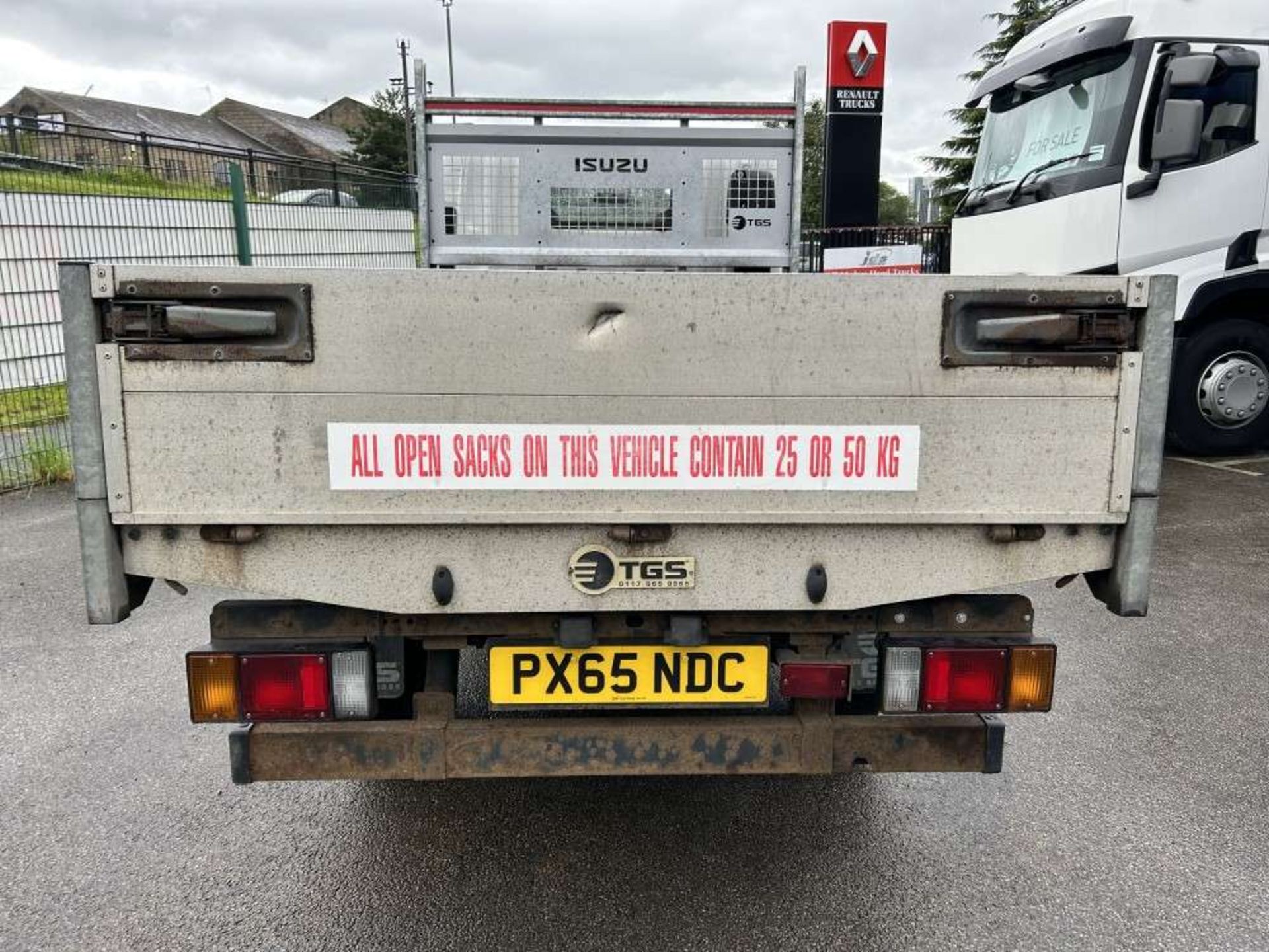 2015 65 reg Isuzu N35.120S Grafter Alloy Dropside (Sold on Site - Location Blackburn) - Image 4 of 12