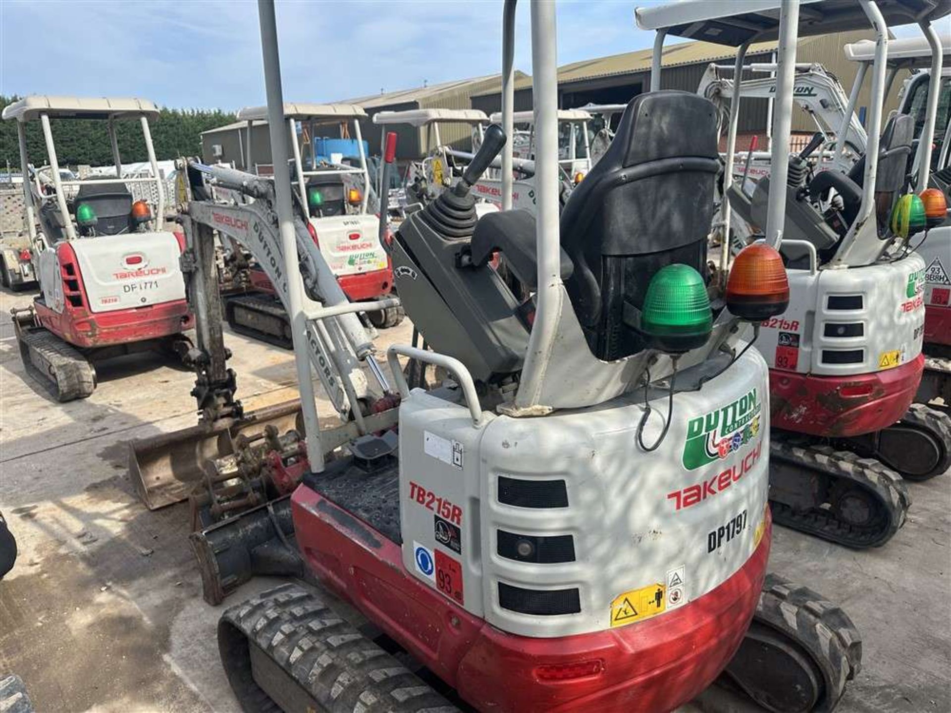 2017 Takeuchi TB215R Tracked Excavator c/w 5 x Buckets - Image 4 of 7