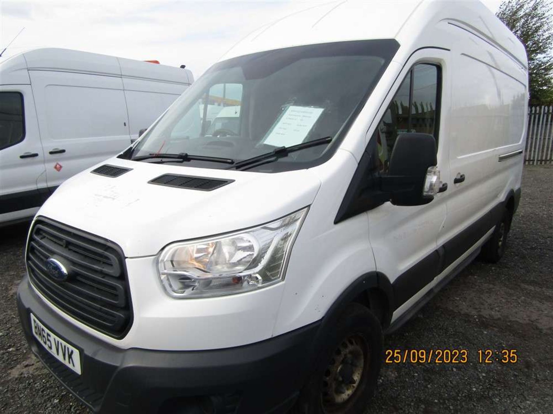 2015 65 reg Ford Transit 350 - Image 2 of 7