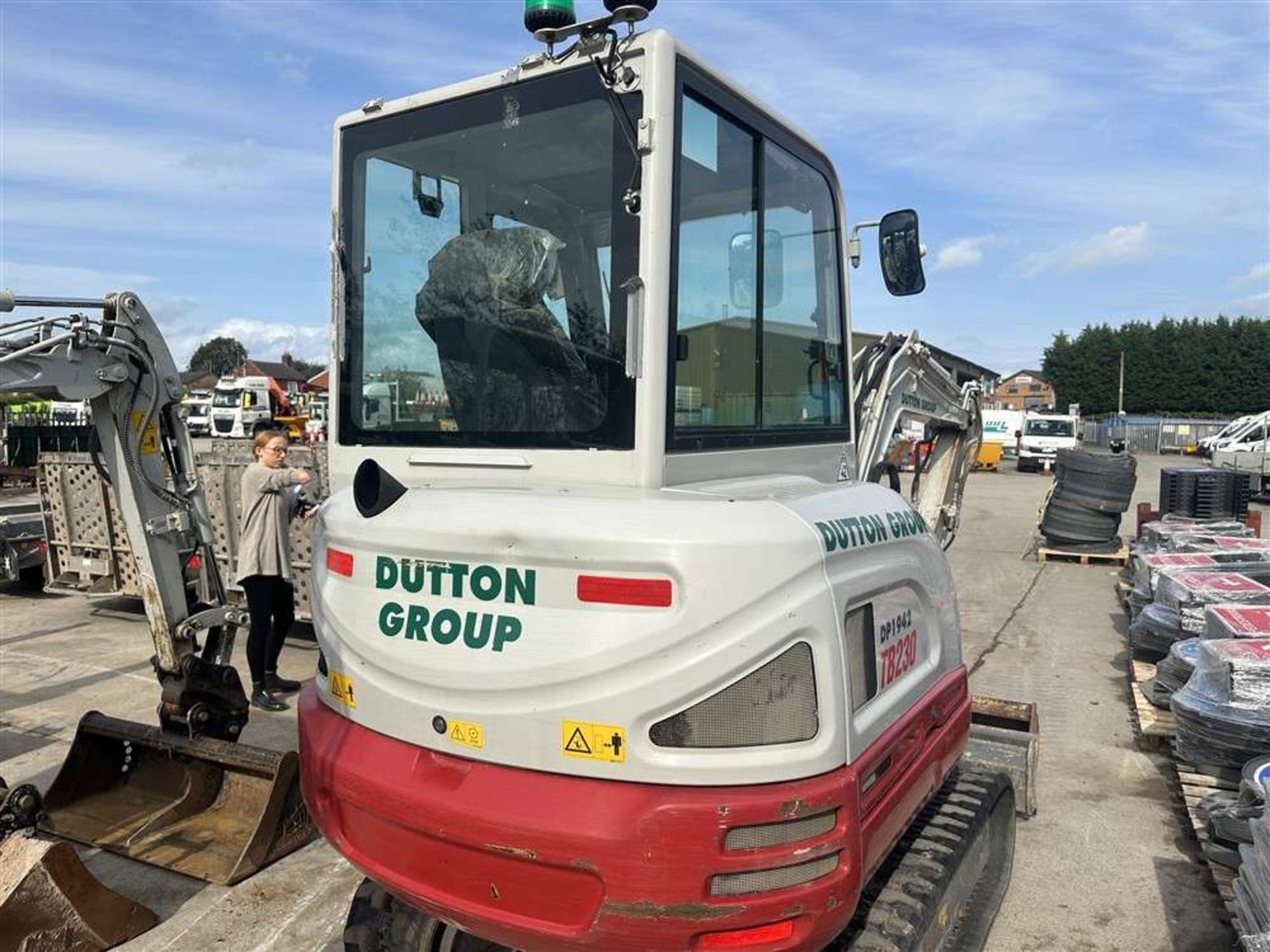 2021 Takeuchi TB230 Tracked Excavator c/w 3 x Buckets - Image 3 of 7