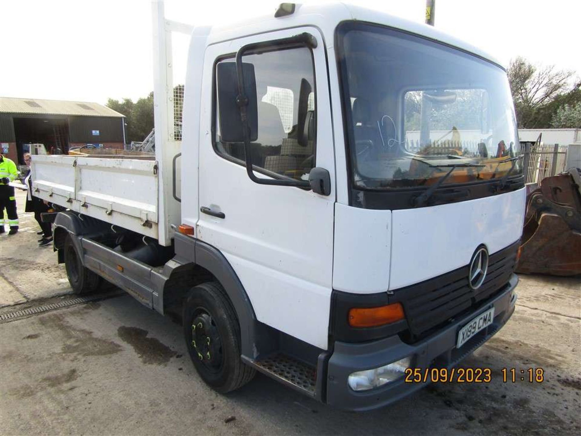 2000 X reg Mercedes 815 Tipper