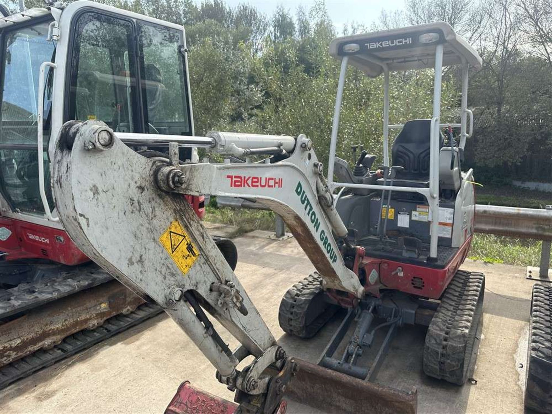 2021 Takeuchi TB216 Tracked Excavator c/w 4 x Buckets - Image 2 of 7