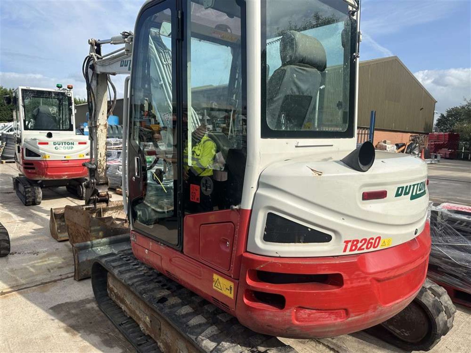 2019 Takeuchi TB260 Tracked Excavator c/w 4 x Buckets & Air Con - Image 5 of 9