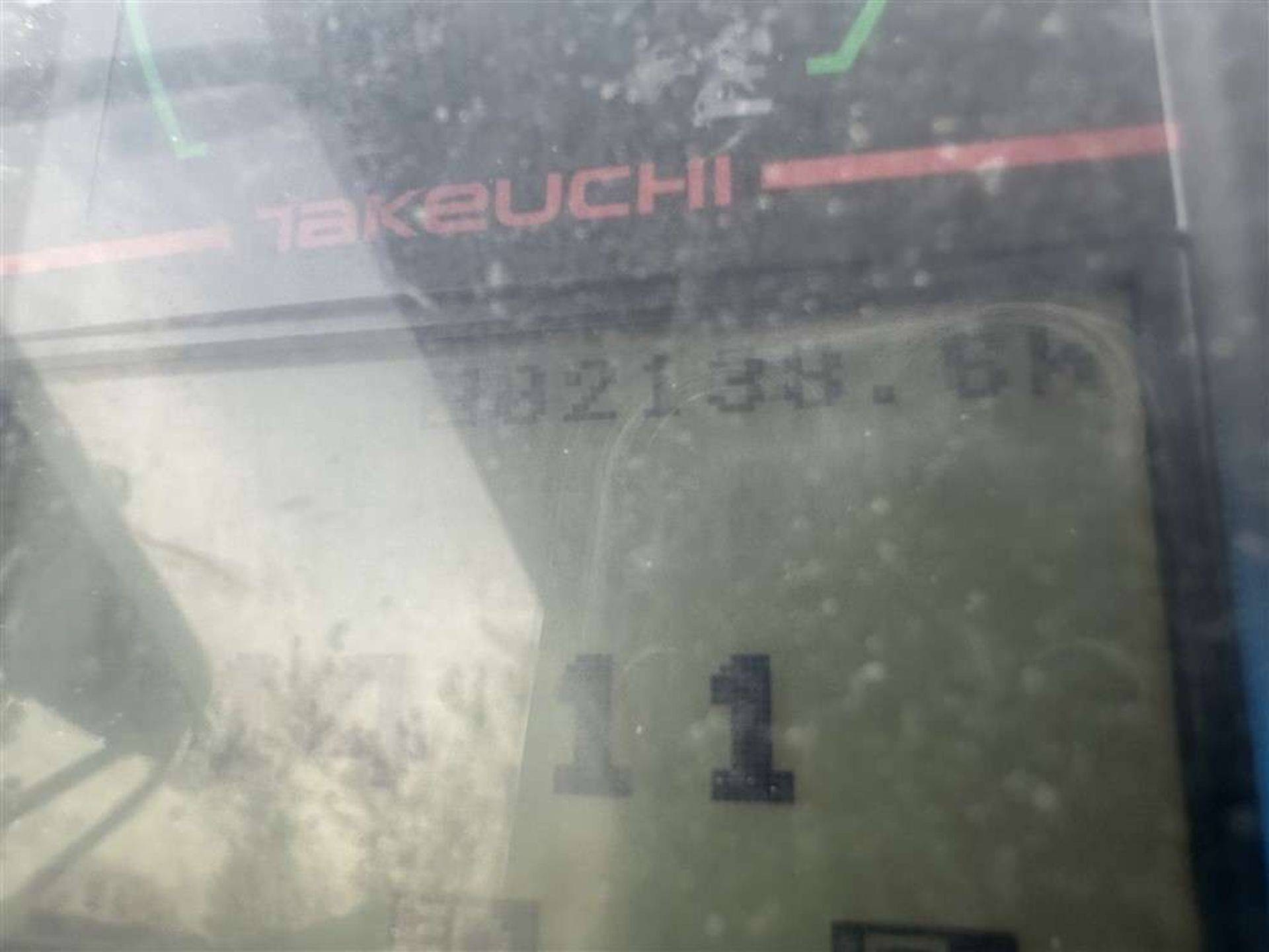2017 Takeuchi TB215R Tracked Excavator c/w 4 x Buckets - Image 5 of 7
